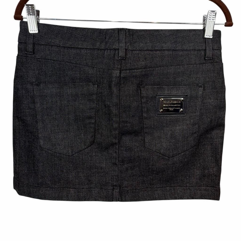 Dolce & Gabbana NWT Dolce & Gabbana Women’s Collection Dark Wash Denim Mini Size 28" / US 6 / IT 42 - 8 Thumbnail