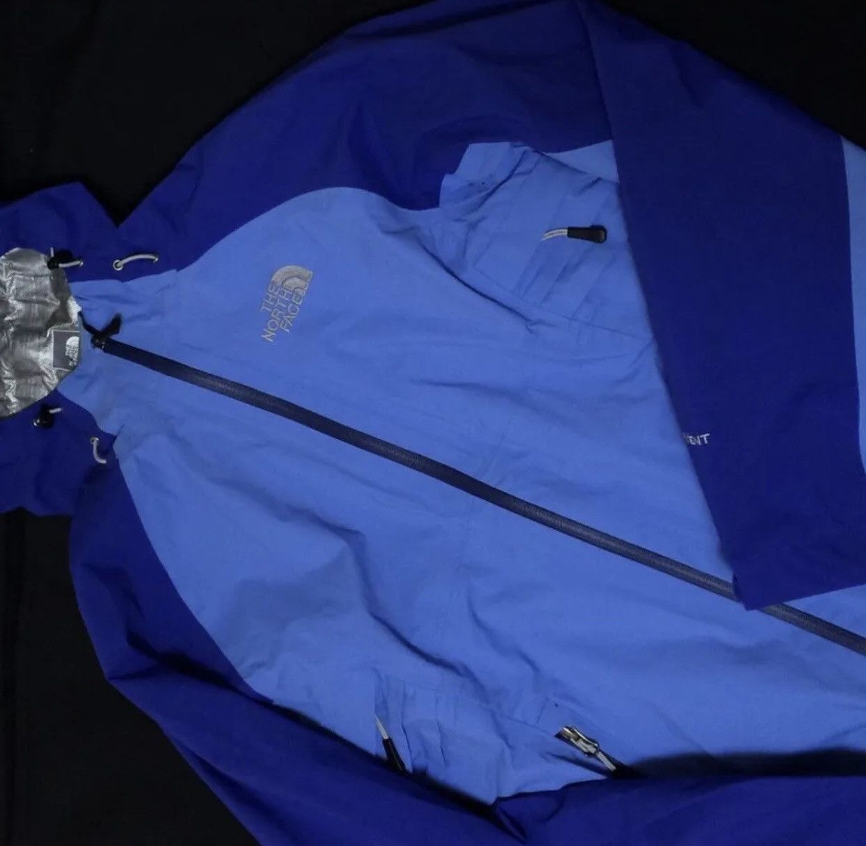 The North Face Women’s Hyvent Shell Jacket Waterproof Blue