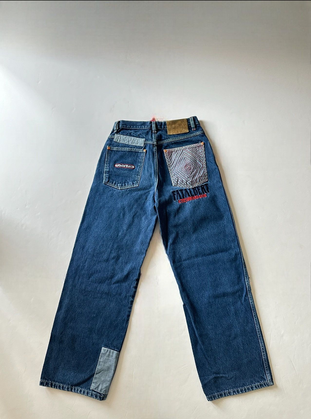 Fubu Y2K Platinum FUBU Fat Albert x The Junk Yard Gang Jeans Size US 27 - 2 Thumbnail