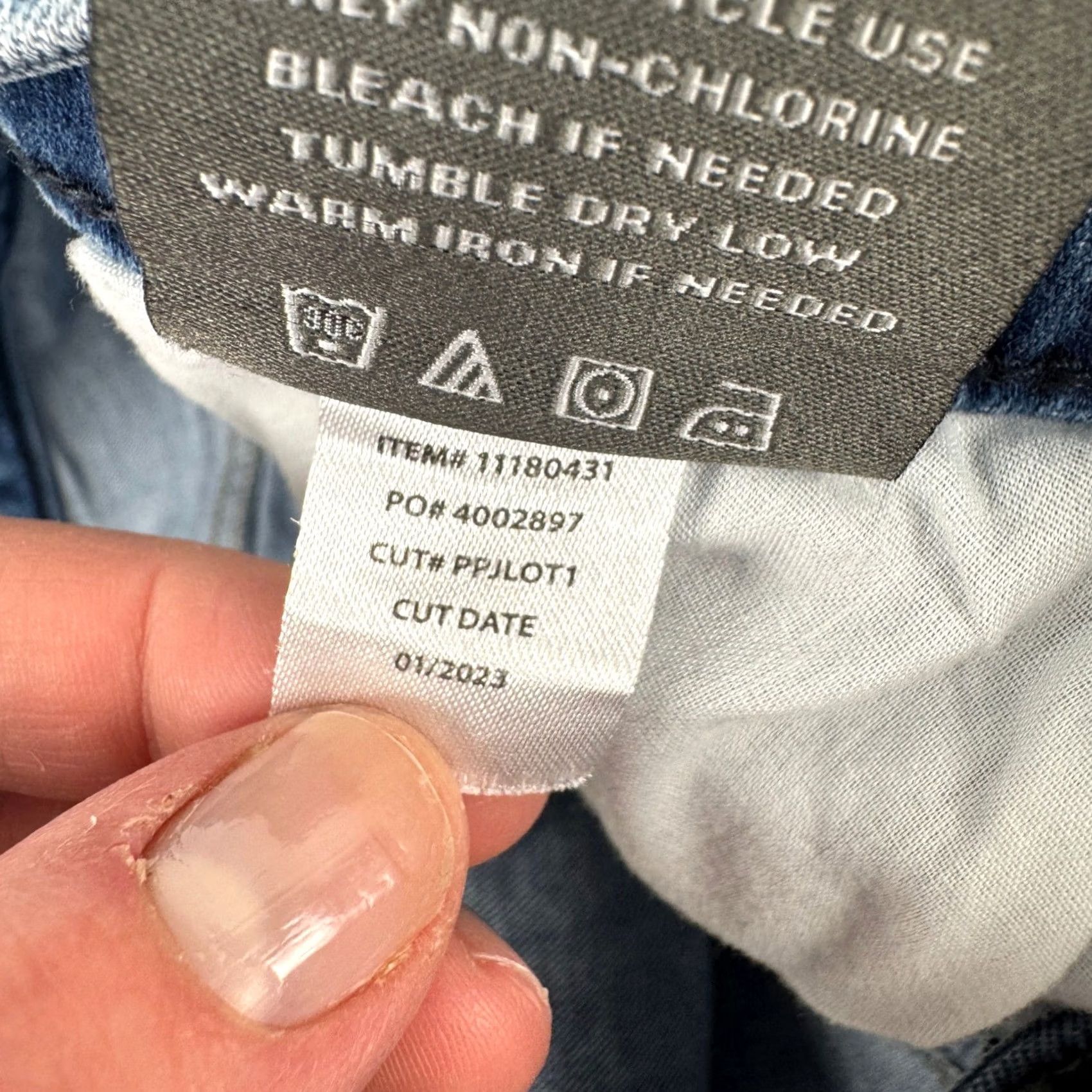 Torrid Torrid Crop Boyfriend Jeans Womens 20 Blue Distressed Stretch Size 42" / US 20 - 5 Thumbnail