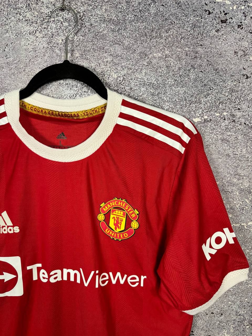 Adidas RONALDO Manchester United 2021/22 Fan Soccer Jersey Medium Size US M / EU 48-50 / 2 - 3 Thumbnail