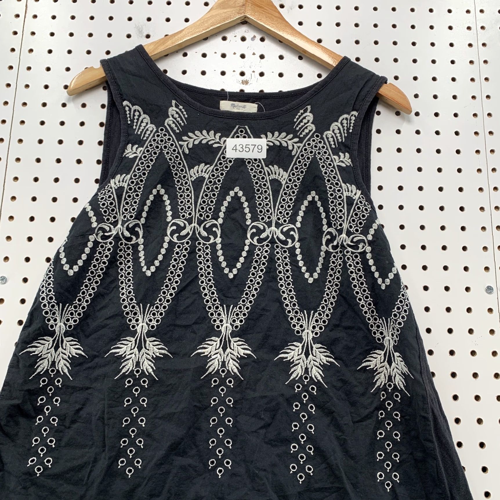 Madewell Madewell Embroidered Tank Top Womens Medium Black Sleeveless Cotton Casual Spring Summer Size M / US 6-8 / IT 42-44 - 2 Thumbnail