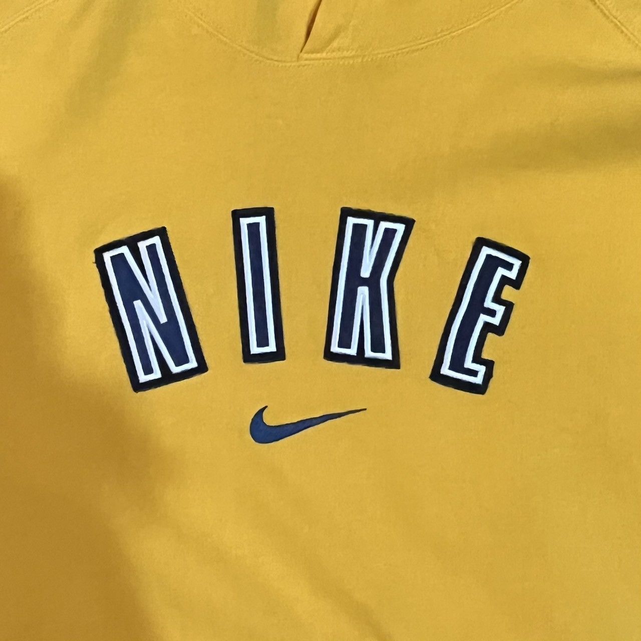 Nike vintage nike spellout hoodie (size L youth fit like size M) Size US M / EU 48-50 / 2 - 3 Thumbnail