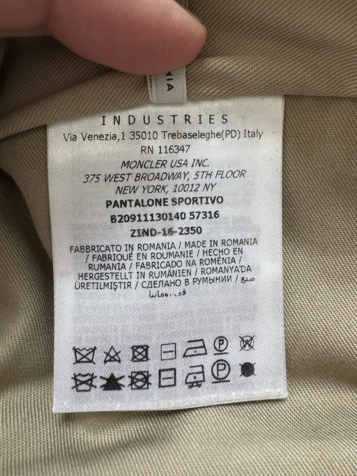 Moncler Cargo pants Size US 31 - 15 Thumbnail