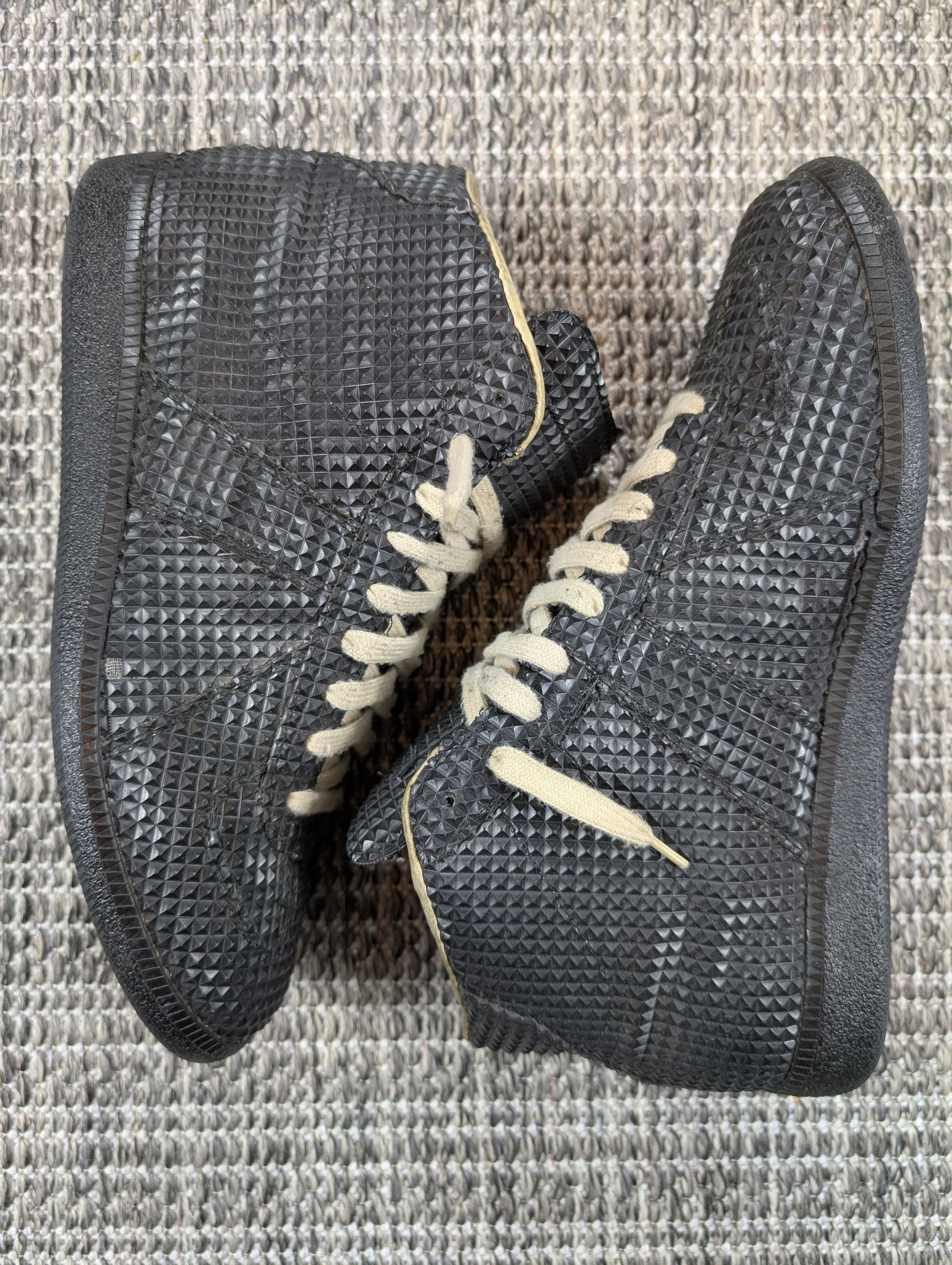 Maison Margiela Maison Margiela Studded Pyramid Gat High Top Sneakers Size US 11 / EU 44 - 8 Thumbnail