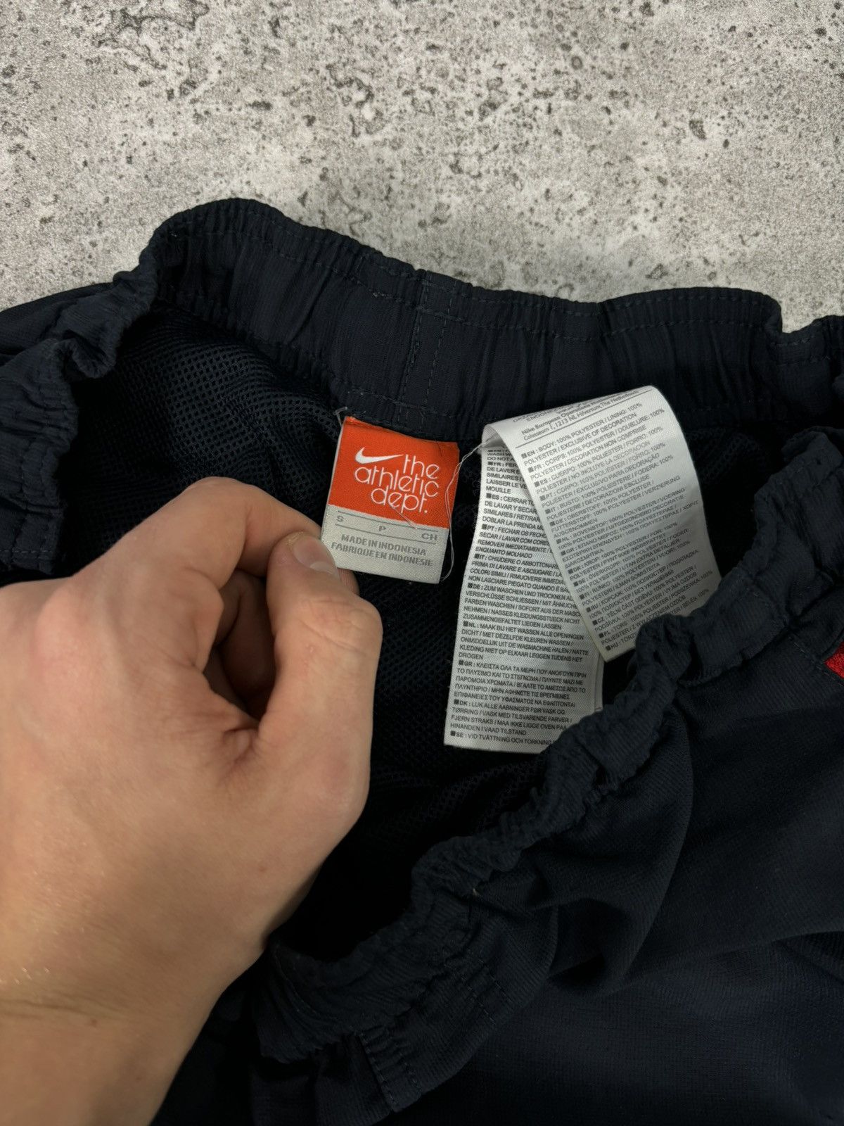 Nike × Vintage 00s Baggy Vintage Nike Track Pants Swoosh Logo Blockcore Size US 32 / EU 48 - 8 Thumbnail