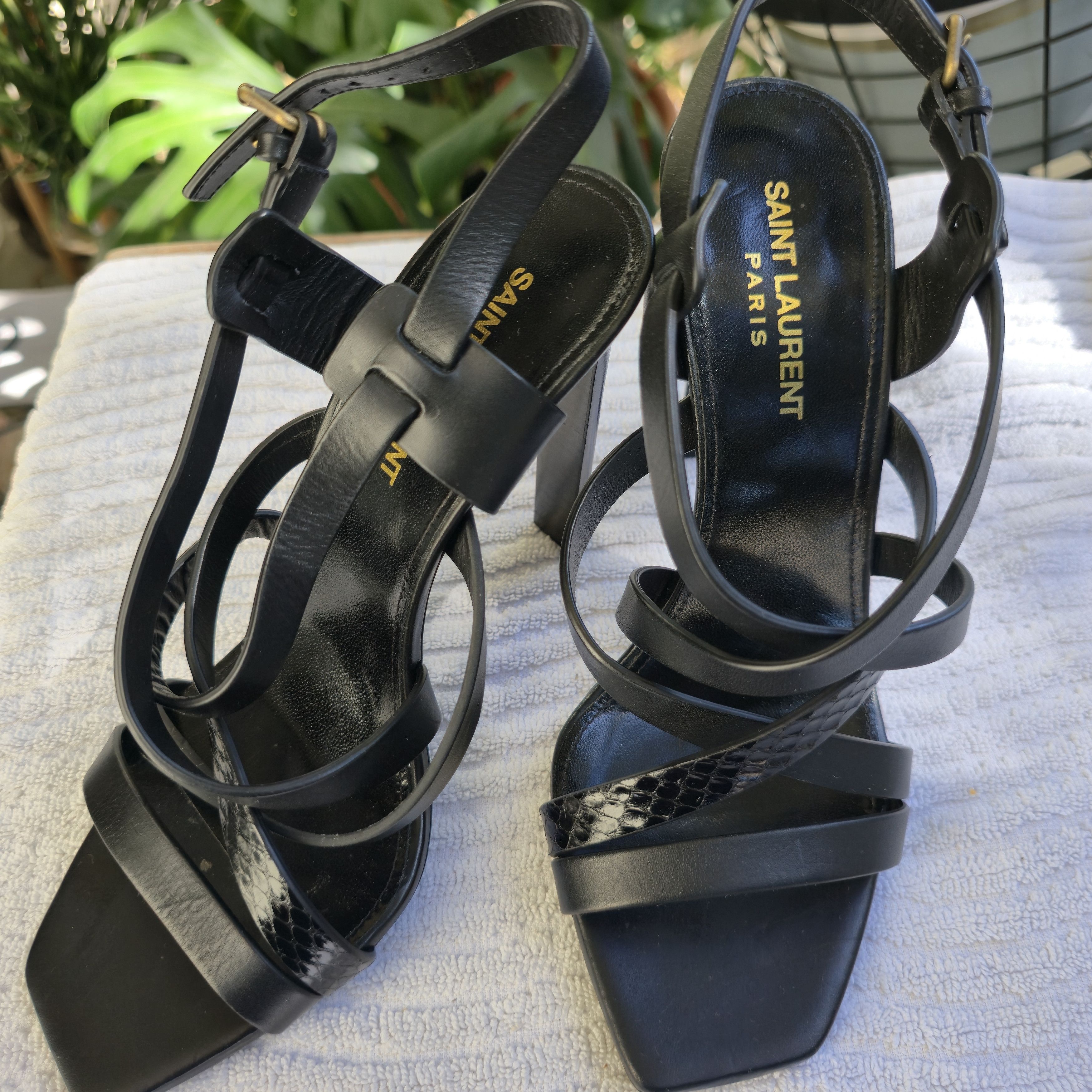 Saint Laurent Paris Saint Laurent Cassandra Heeled Sandal Size US 8 / IT 38 - 6 Thumbnail
