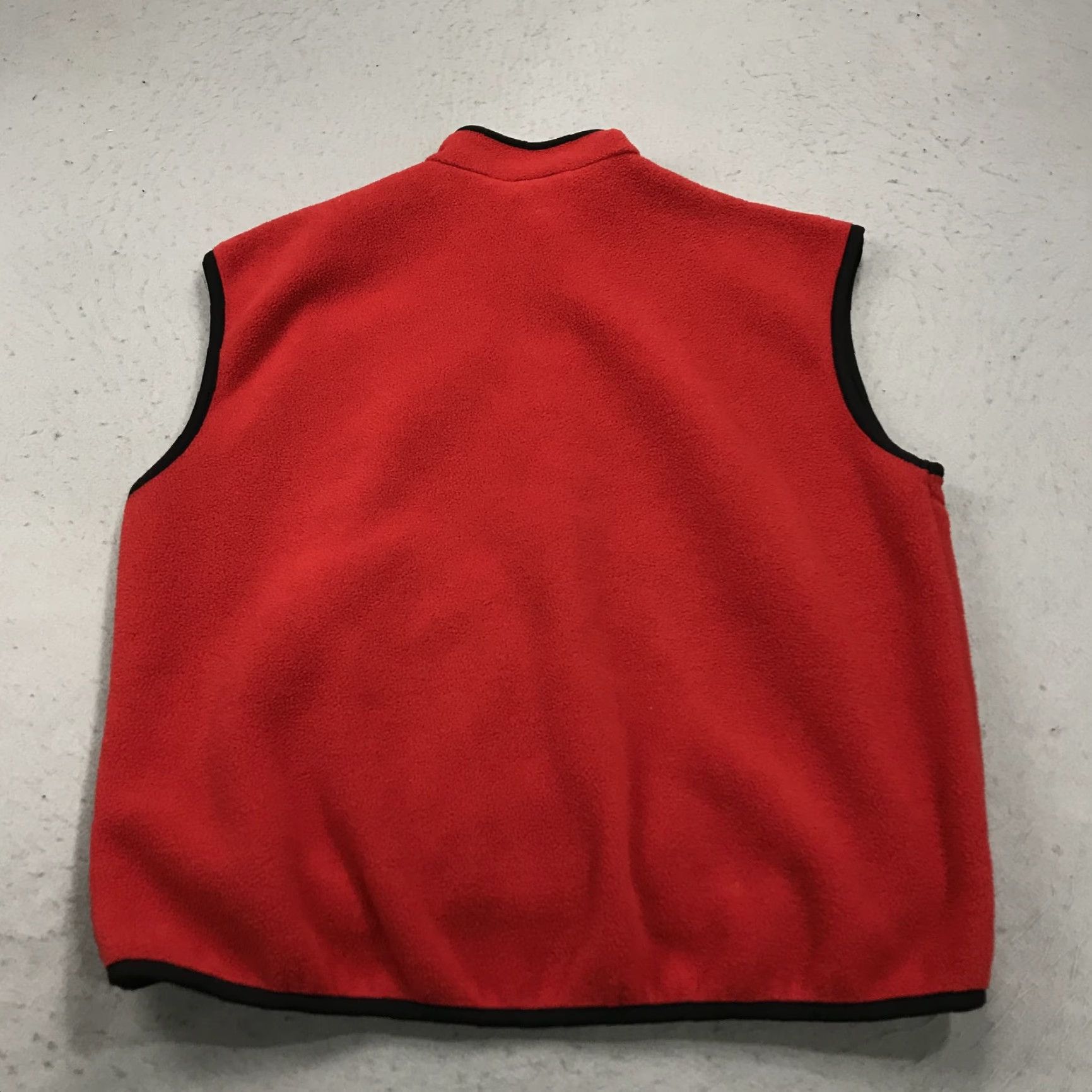 The North Face VINTAGE The North Face Vest Mens XL Red Full Zip Fleece Sleeveless USA 90s Bomber Jacket Hiking Mens XL Red USA 90s The North Face Vest Size US XL / EU 56 / 4 - 5 Thumbnail