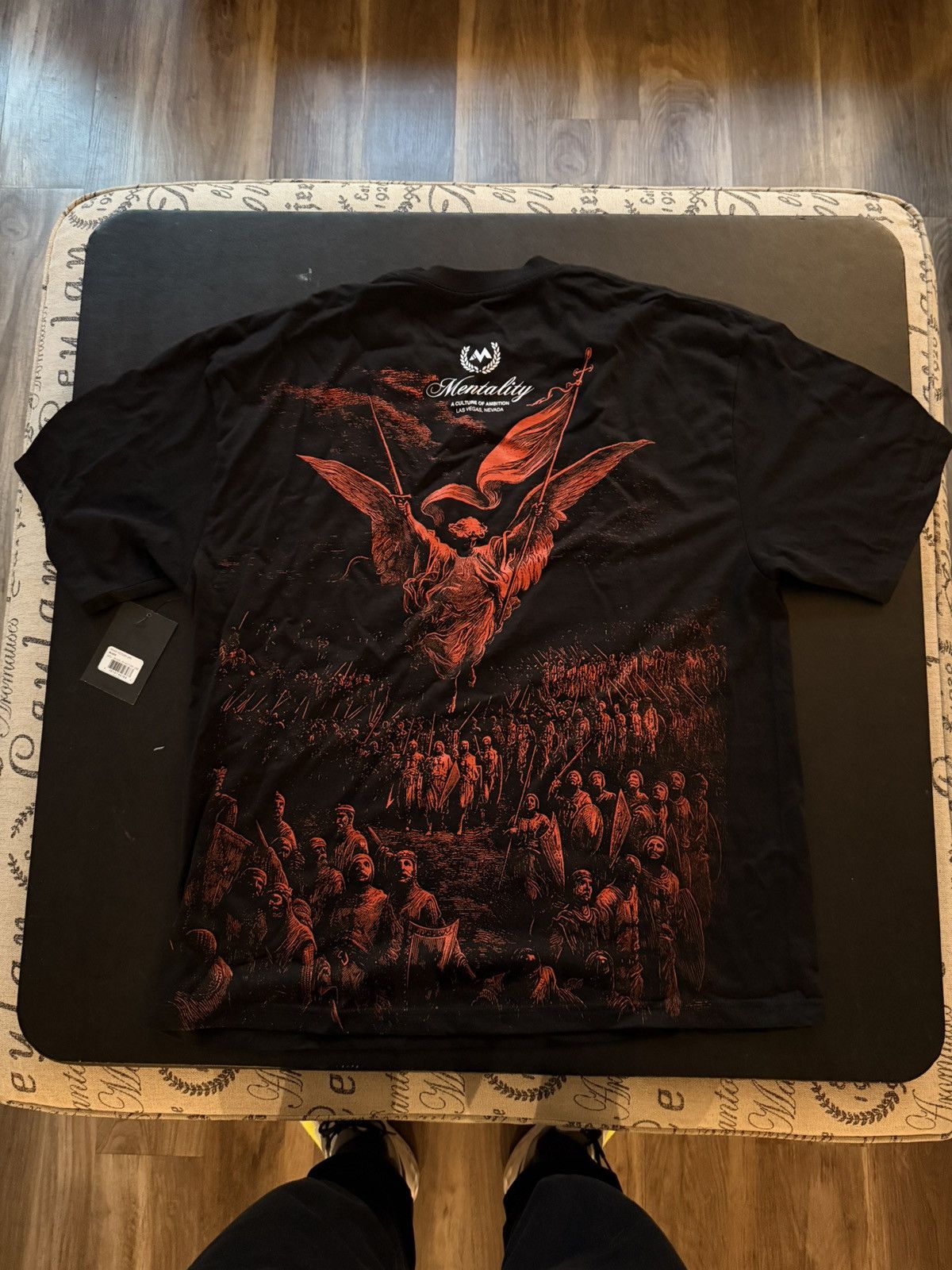 Other Mantality Angel of Victory Tee × 1 -L Size US L / EU 52-54 / 3 - 2 Thumbnail