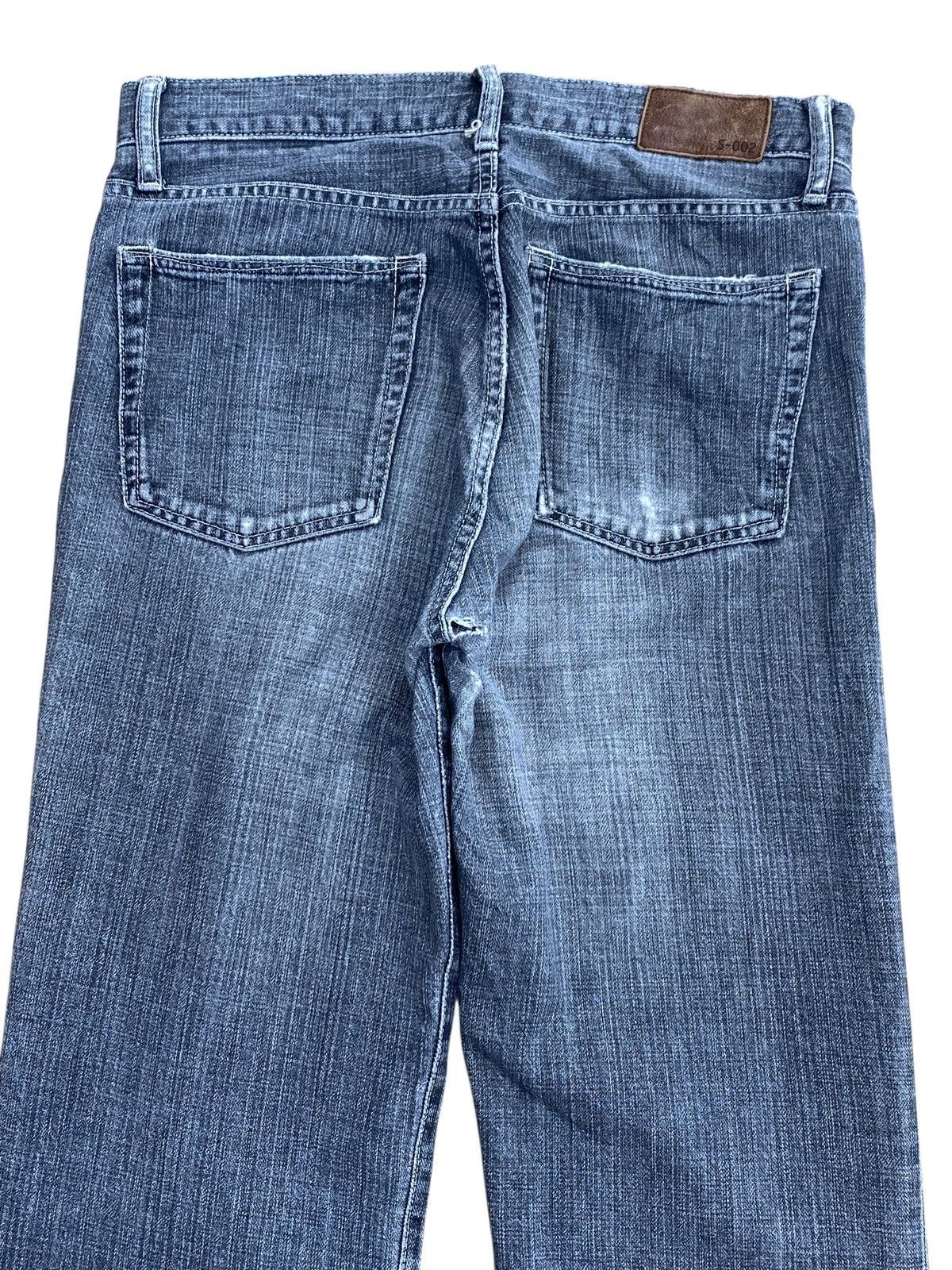 Uniqlo Uniqlo Brand Faded Wash Style Loose Jeans Size US 32 / EU 48 - 4 Thumbnail