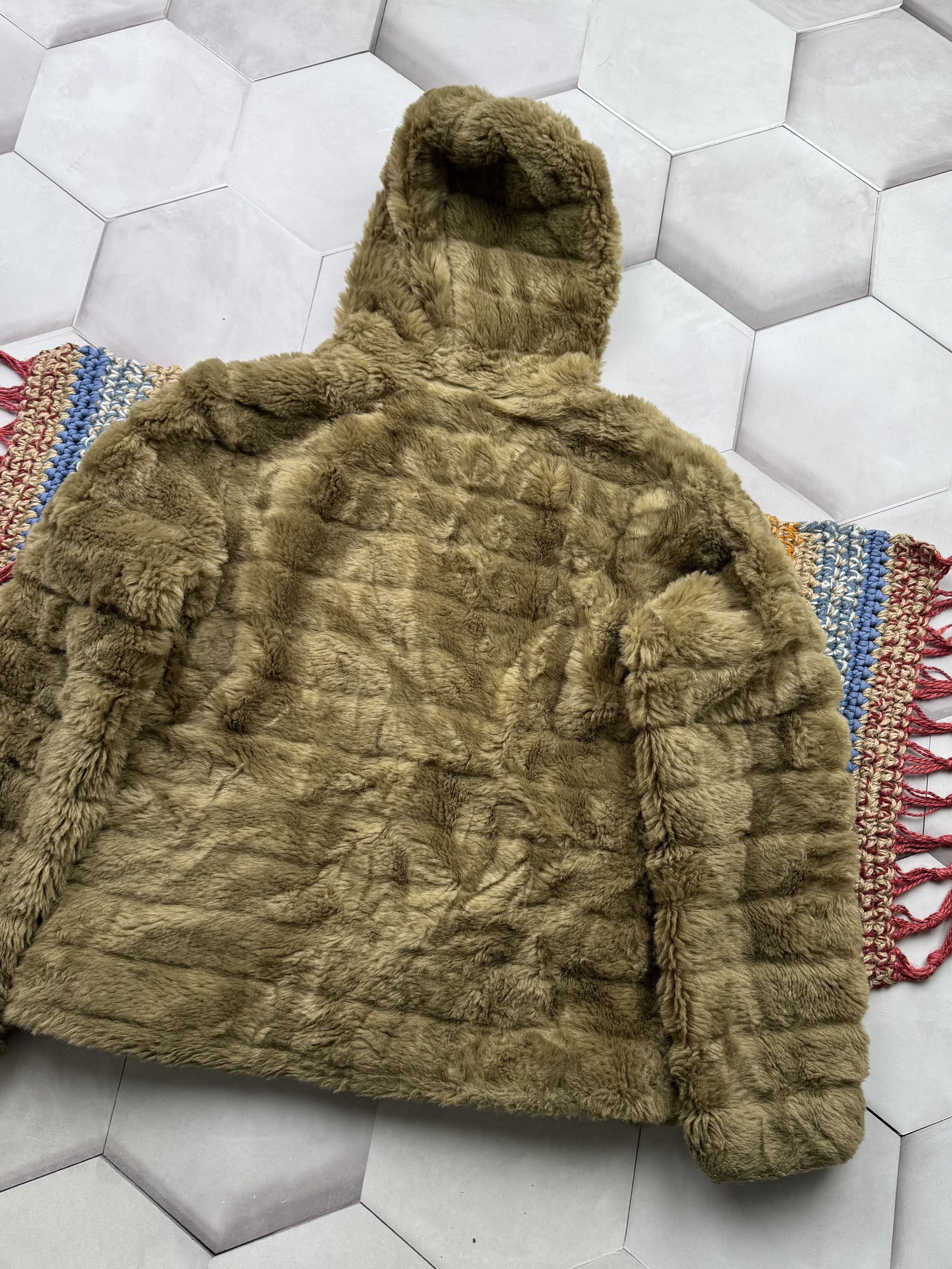 Japanese Brand Vintage Faux Fur Hooded Jacket (E4) Size US S / EU 44-46 / 1 - 8 Thumbnail