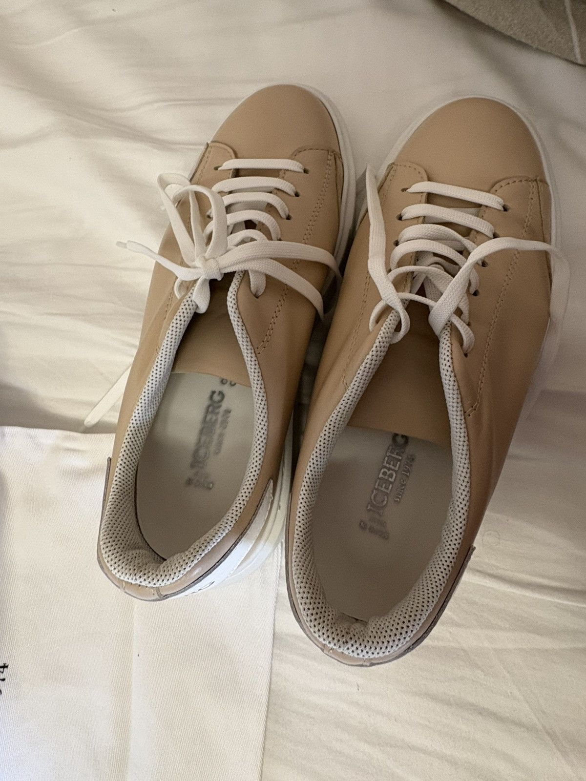 Iceberg Iceberg sneakers size 38 Size US 7 / IT 37 - 2 Thumbnail