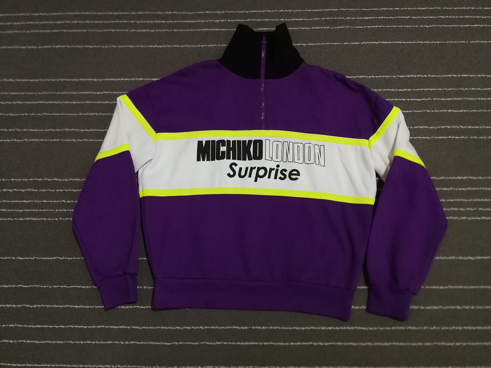 Michiko London Surprise unisex M