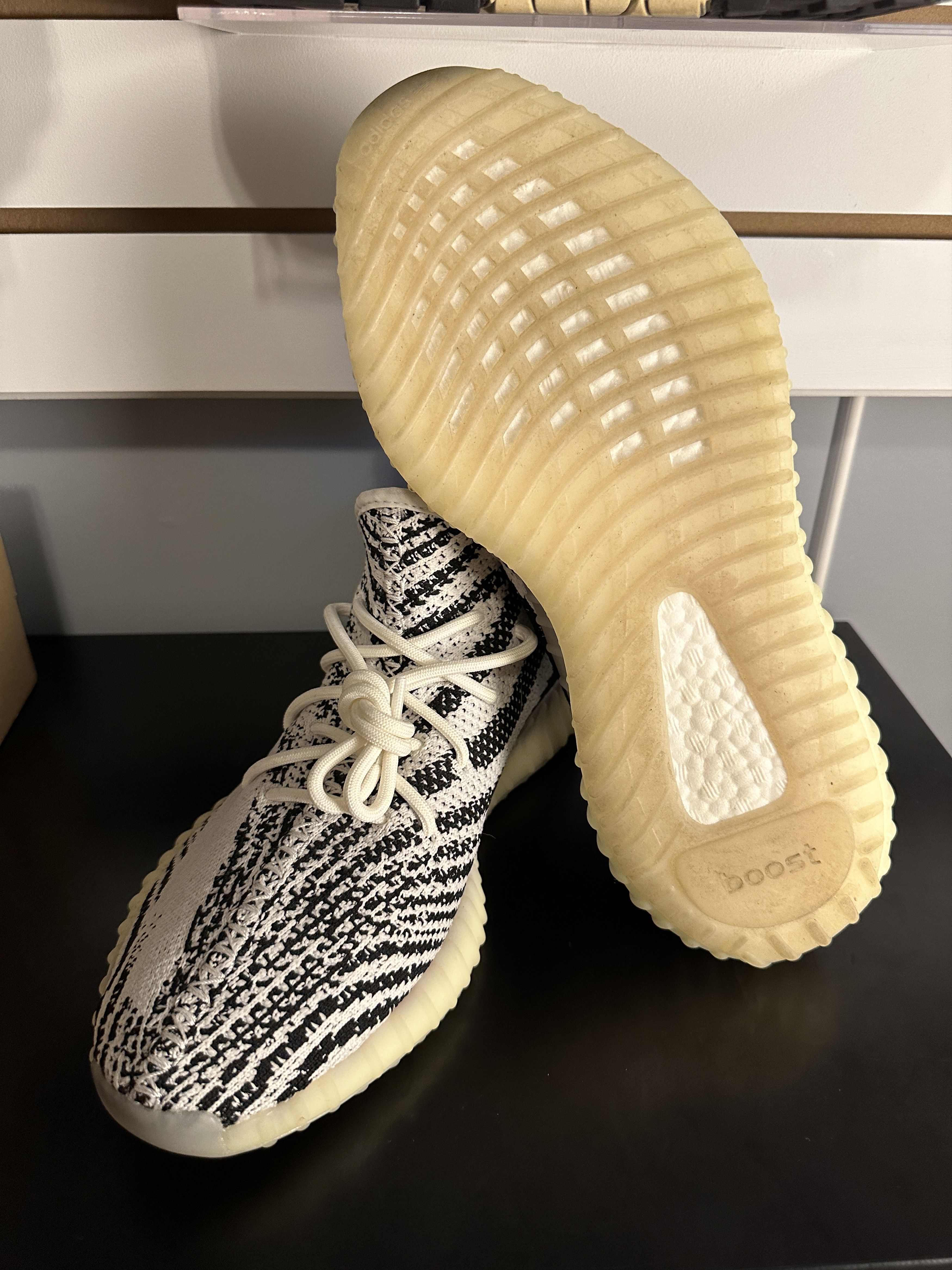 Adidas Adidas Yeezy 350 V2 Zebra Size 11 Size US 11 / EU 44 - 5 Thumbnail
