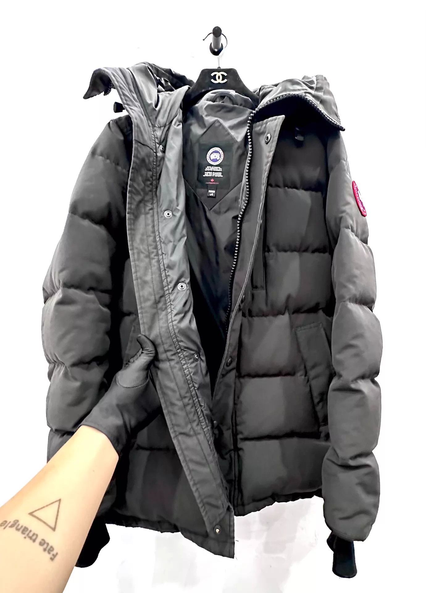Canada Goose Canada Goose Carson Black Down Jacket L Red Logo Size L / US 10 / IT 46 - 4 Thumbnail