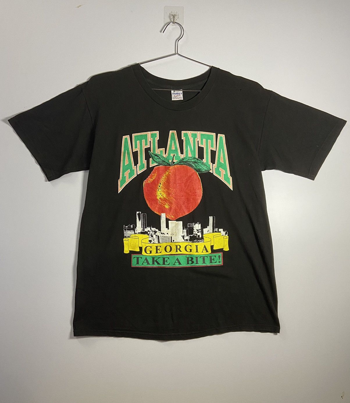 image of Archival Clothing x Art Vintage 2000 Atlanta Georgia Peach Tourism Tee Shirt in Black (Size Large)