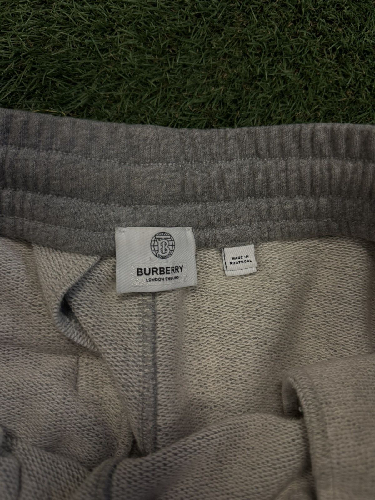 Burberry Burberry Sweatpants Size Medium Pre Owned 🧼 Size US 31 - 8 Thumbnail