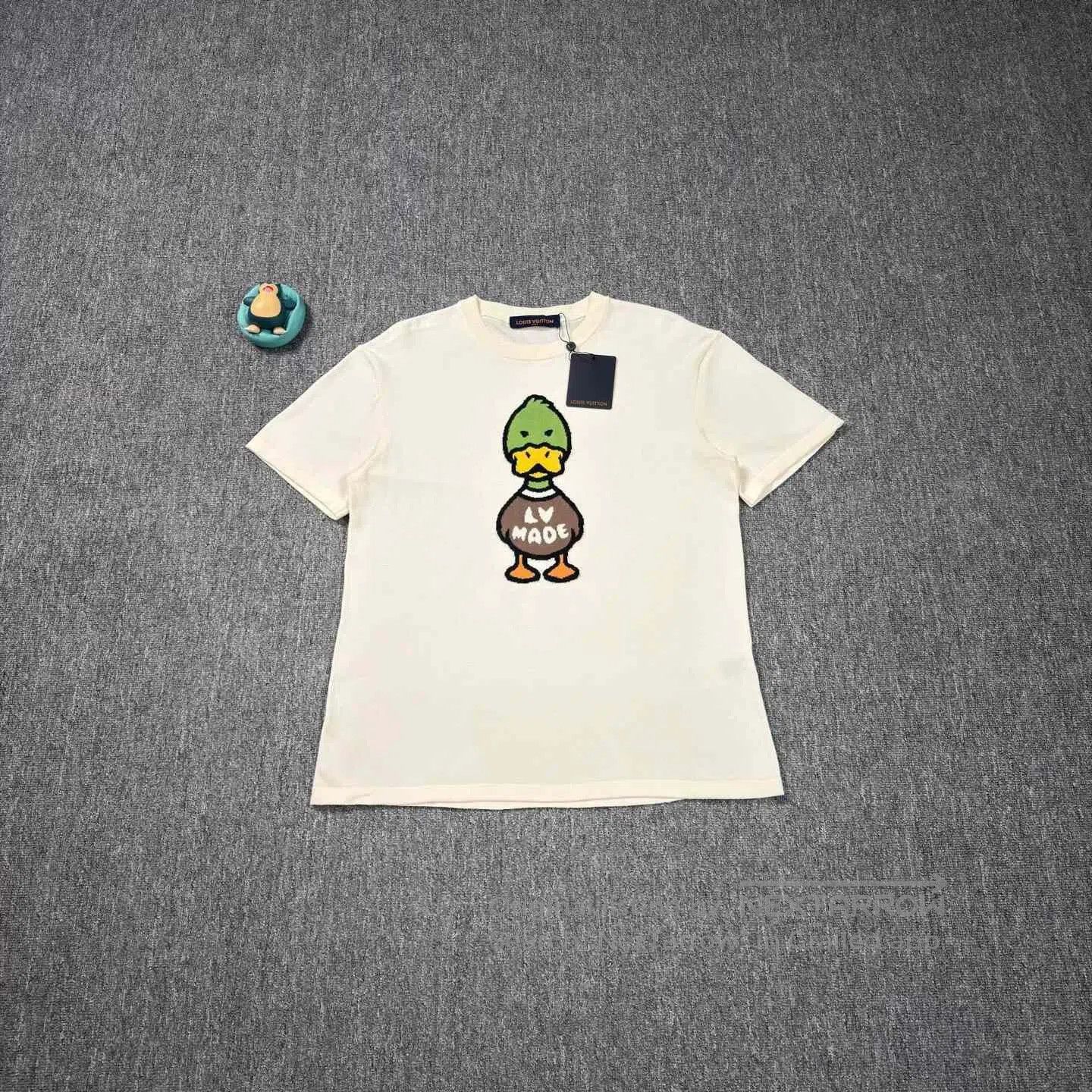 Louis Vuitton LV Nigo Duck Pattern Knit Short-Sleeve. Size US M / EU 48-50 / 2 - 1 Thumbnail
