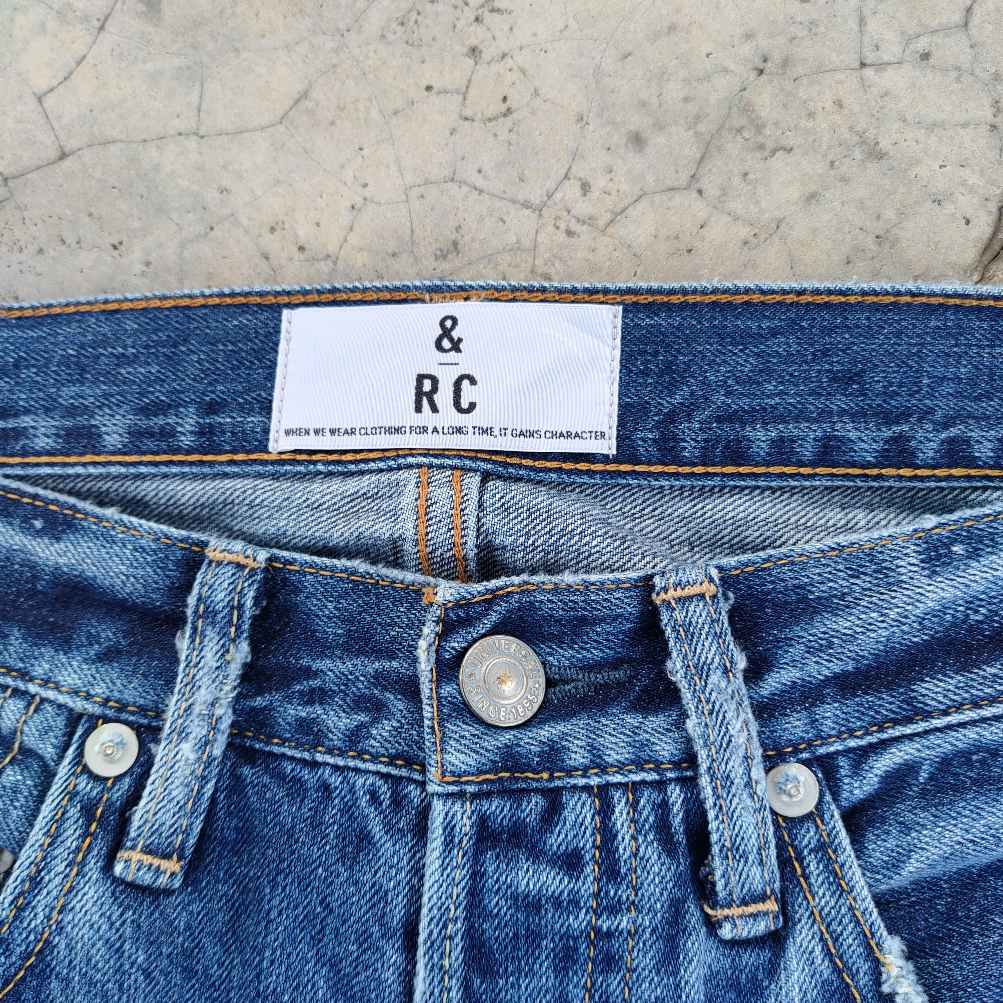 VINTAGE & RC FADED RIPPED JEANS DENIM PANTS