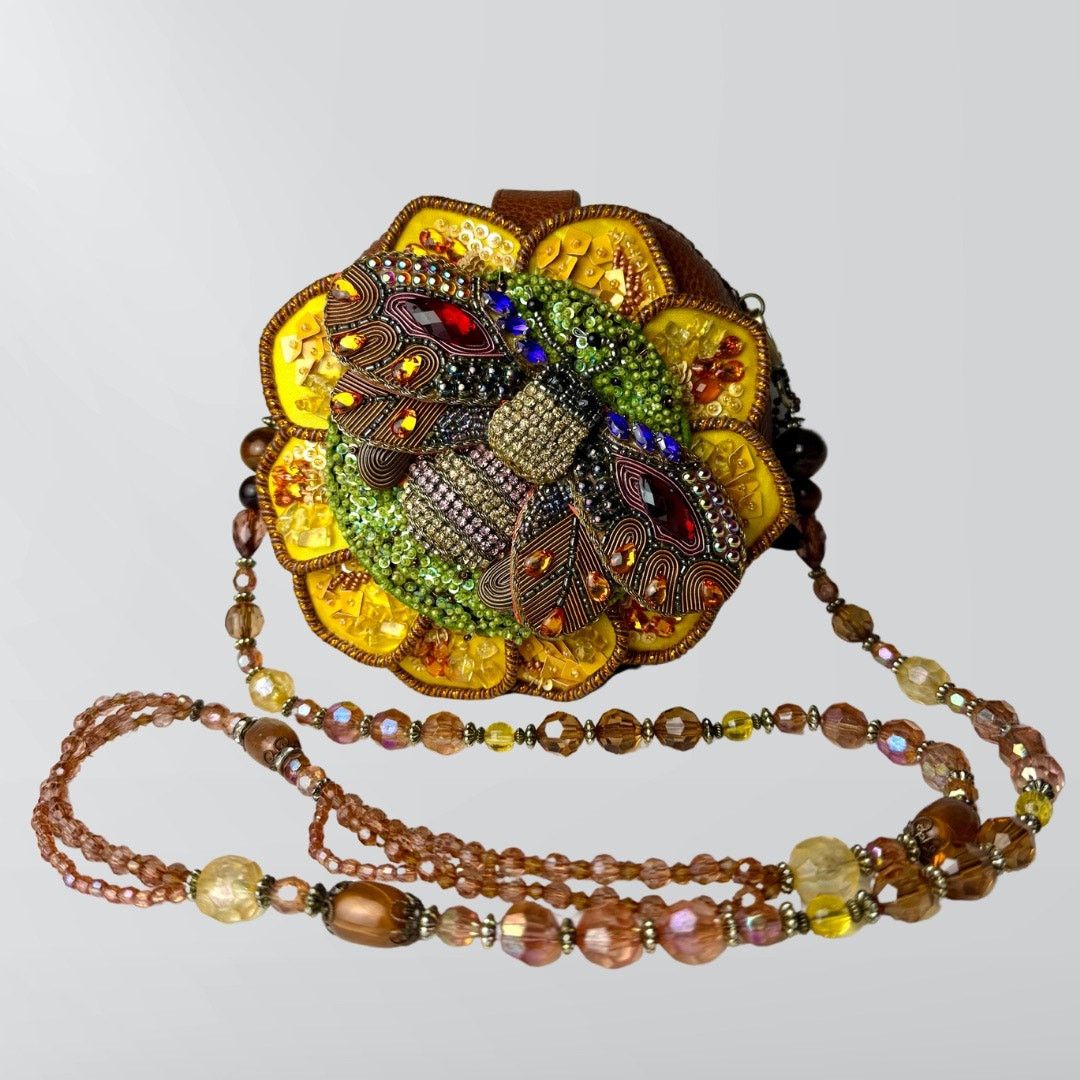Mary Frances Mary Frances Bee Happy Beaded Crystals & Gems Leather Purse Size ONE SIZE - 2 Thumbnail