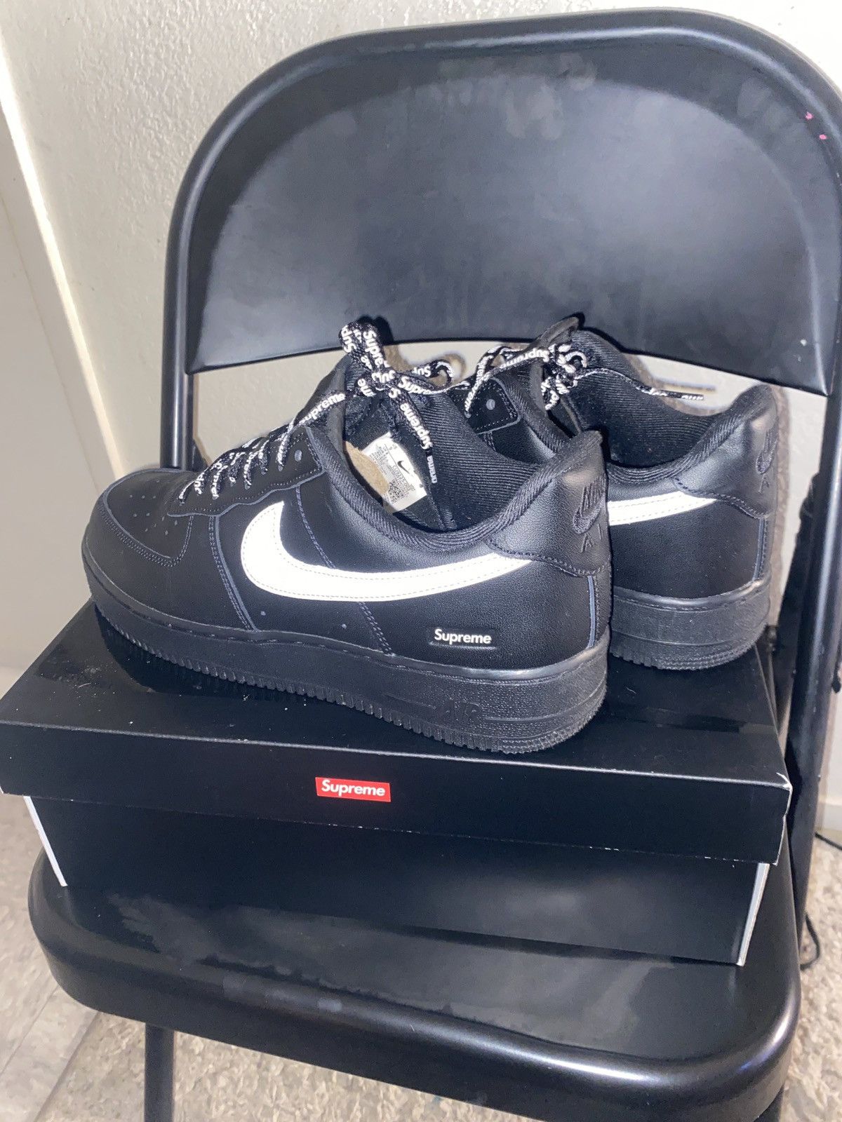 Nike Supreme Air Force 1’s Size US 9 / EU 42 - 2 Thumbnail