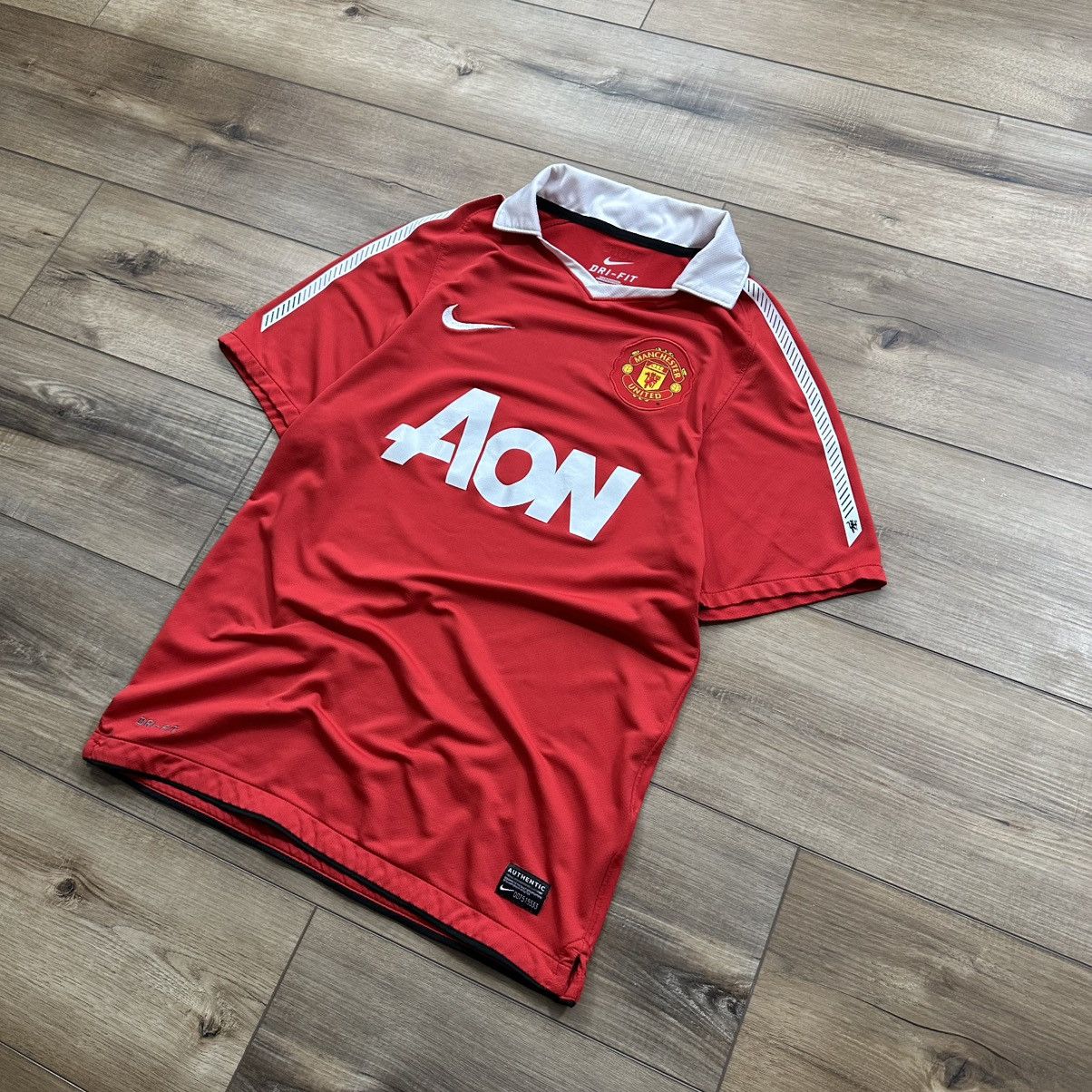 Nike Nike Manchester United 2010-2011 Home Football Soccer Jersey Size US S / EU 44-46 / 1 - 3 Thumbnail