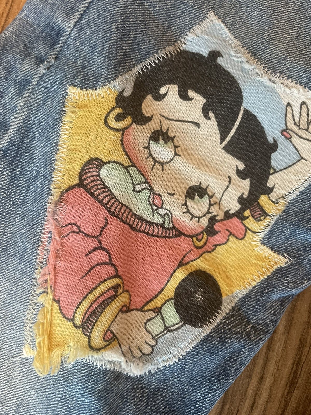 Levi's Vintage Levis x Too cute betty boop jeans Size US 28 / EU 44 - 5 Thumbnail