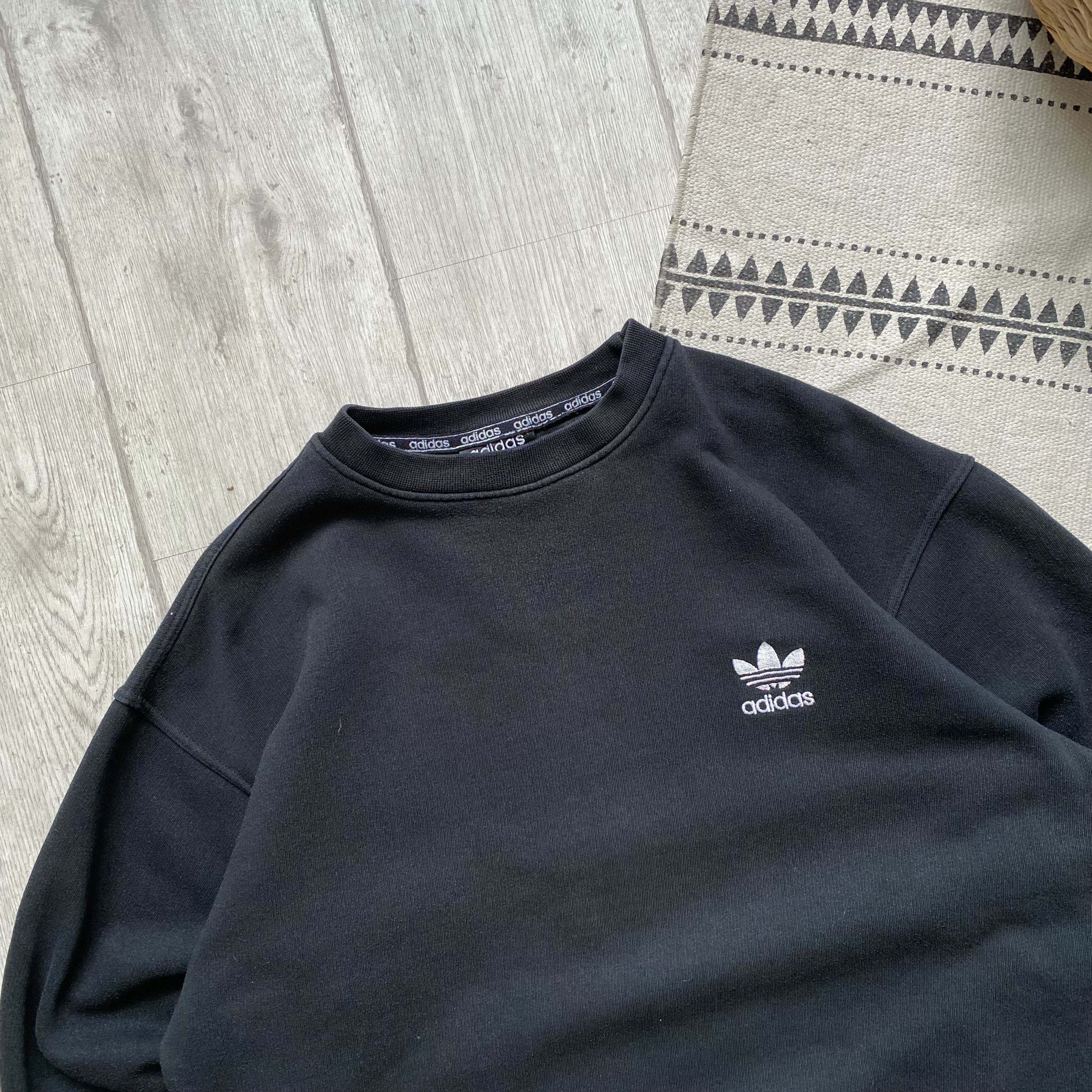 Adidas 🖤 Vintage 80-90s Faded Adidas Boxy Sweatshirt Y2K mini logo Size US M / EU 48-50 / 2 - 2 Thumbnail