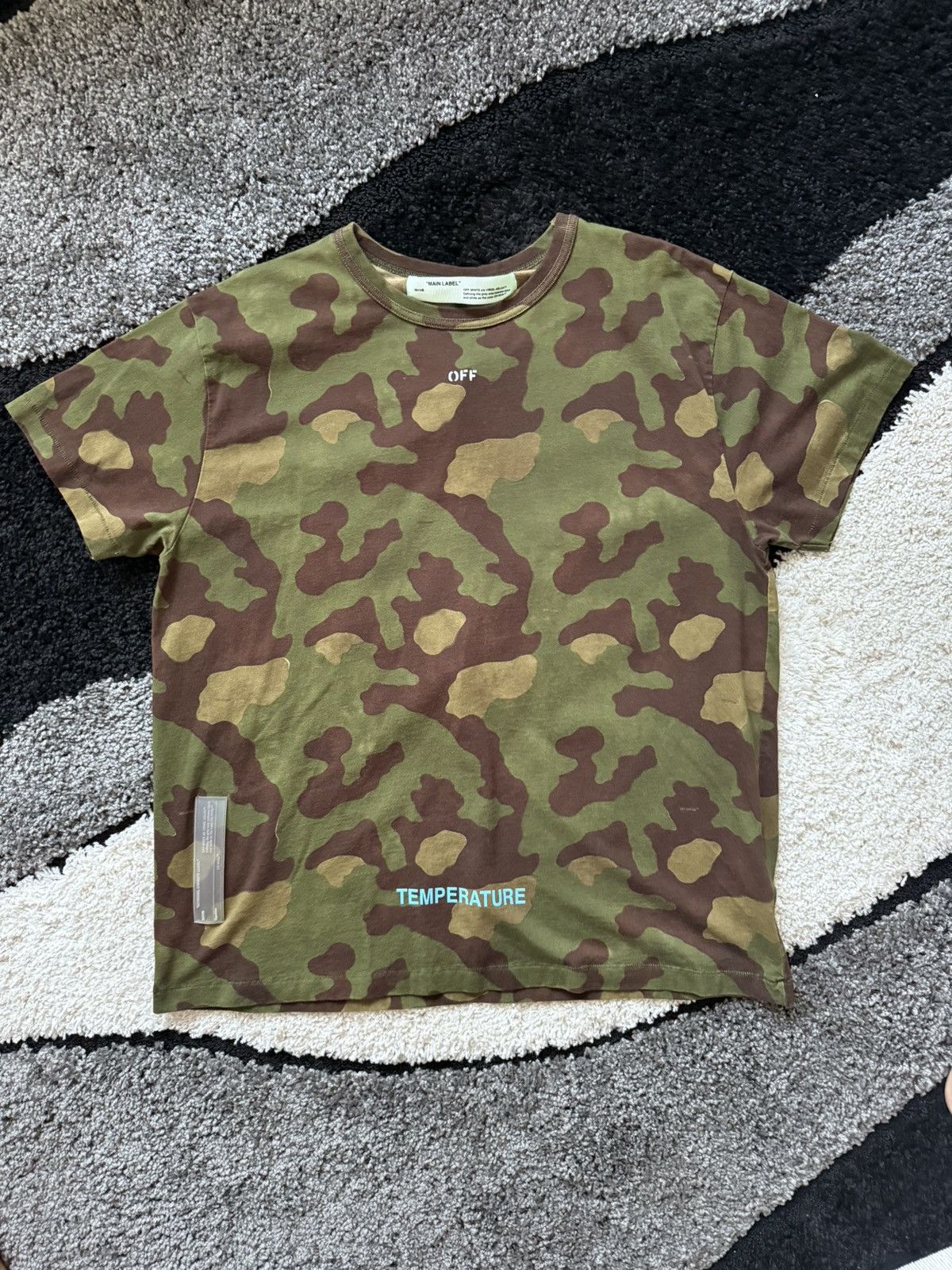 Off-White Off-White Camo Arrows T-shirt Size US L / EU 52-54 / 3 - 1 Thumbnail