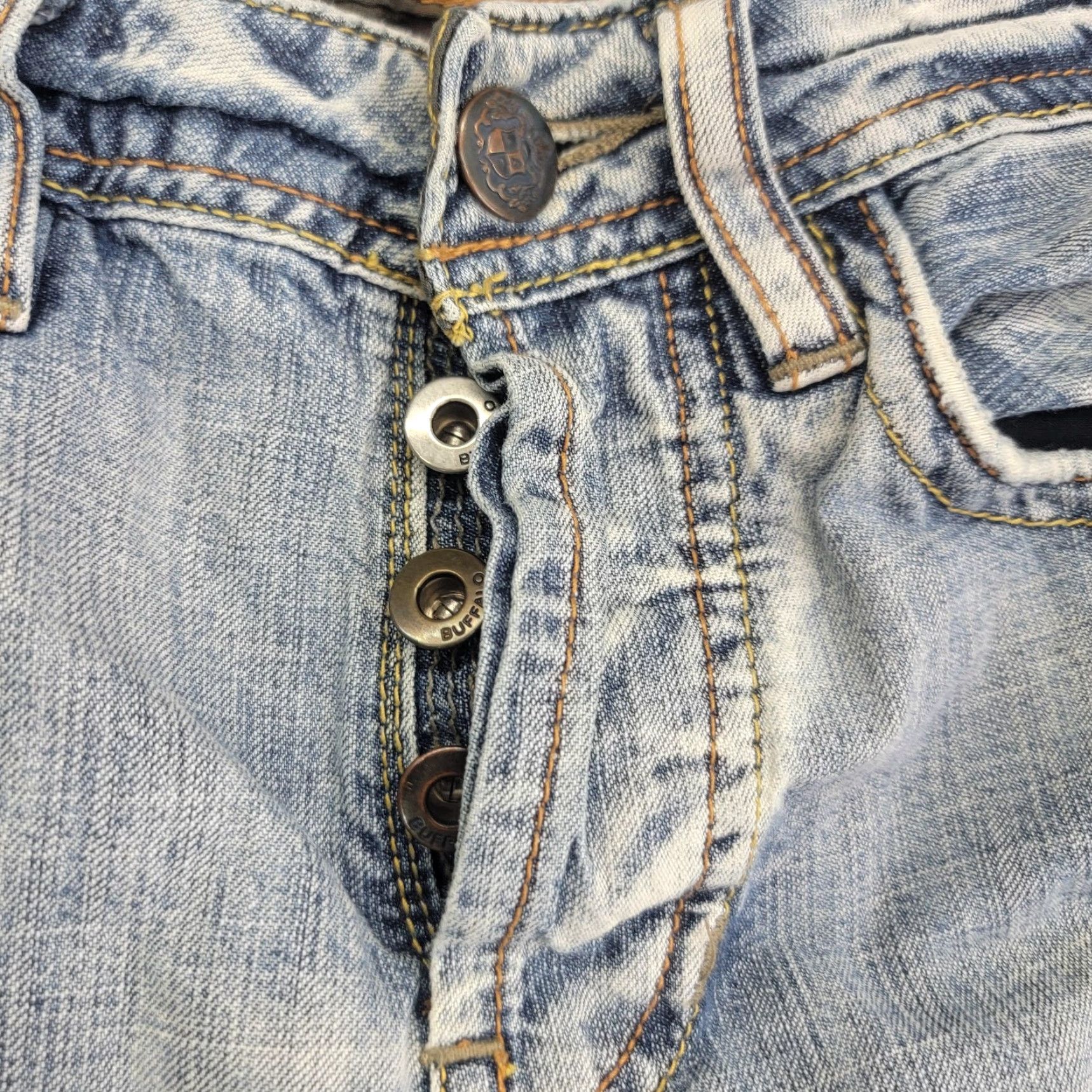Buffalo David Bitton Buffalo David Bitton Jeans Mens 29x32 Light Wash King Button Fly Distressed Denim Straight Jeans Mens 29x32 Blue Distressed King Size US 29 - 3 Thumbnail