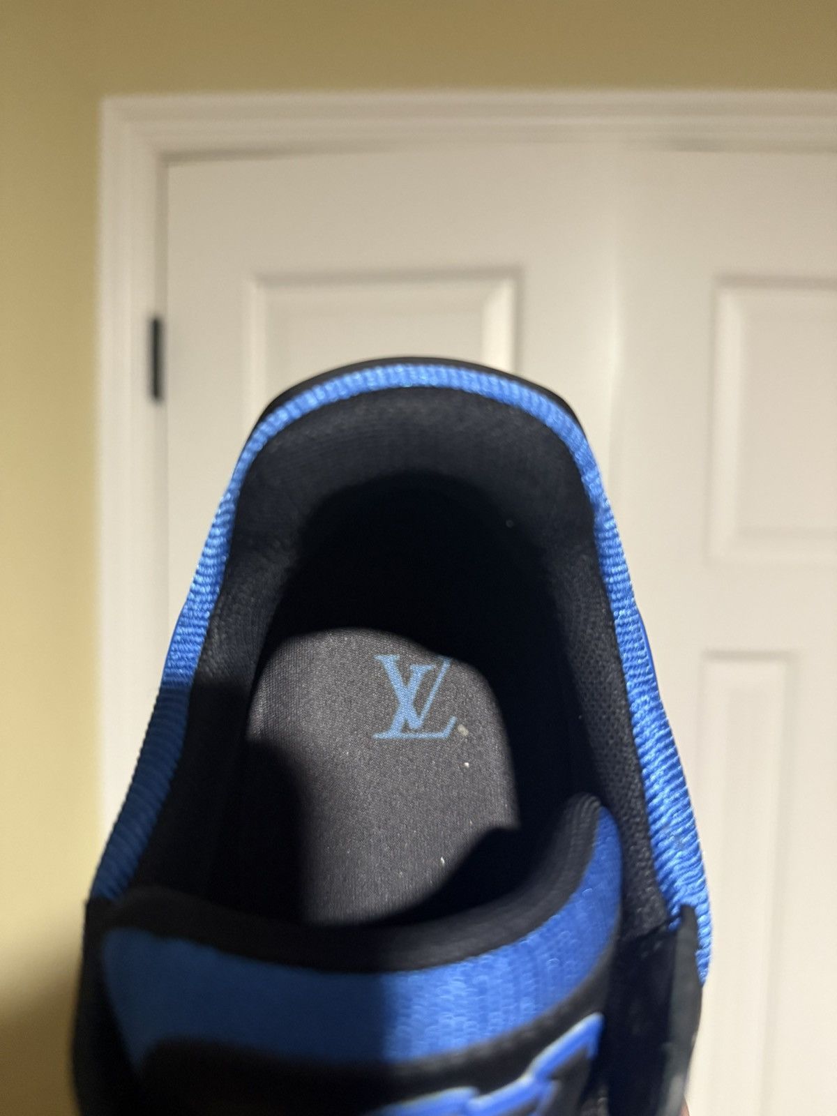 Louis Vuitton Louis Vuitton Black/Blue Trainer Sneaker Size US 8.5 / EU 41-42 - 7 Thumbnail