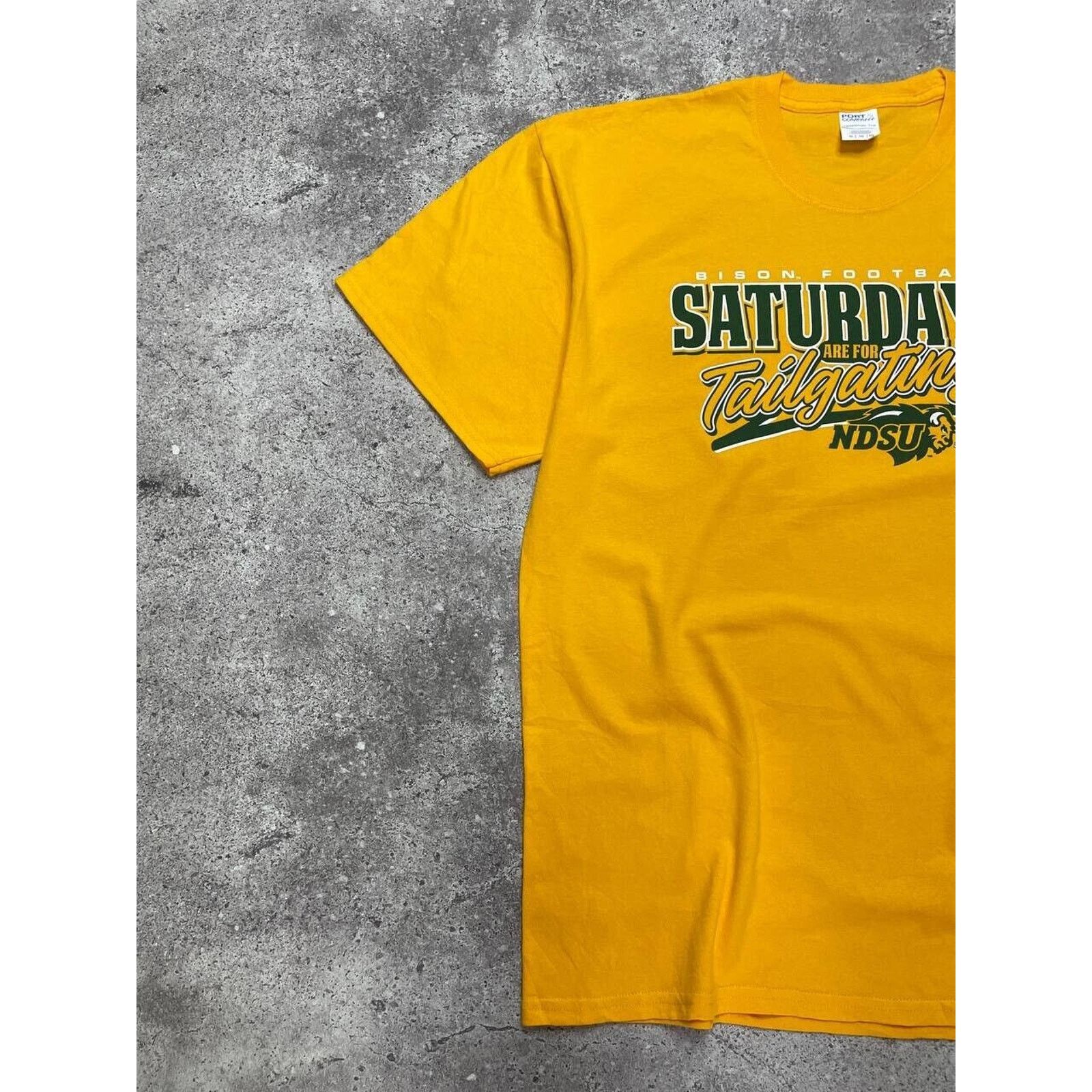 Vintage Vintage NDSU Bison Football T-Shirt Yellow XL Saturdays Tee Size US XL / EU 56 / 4 - 2 Thumbnail