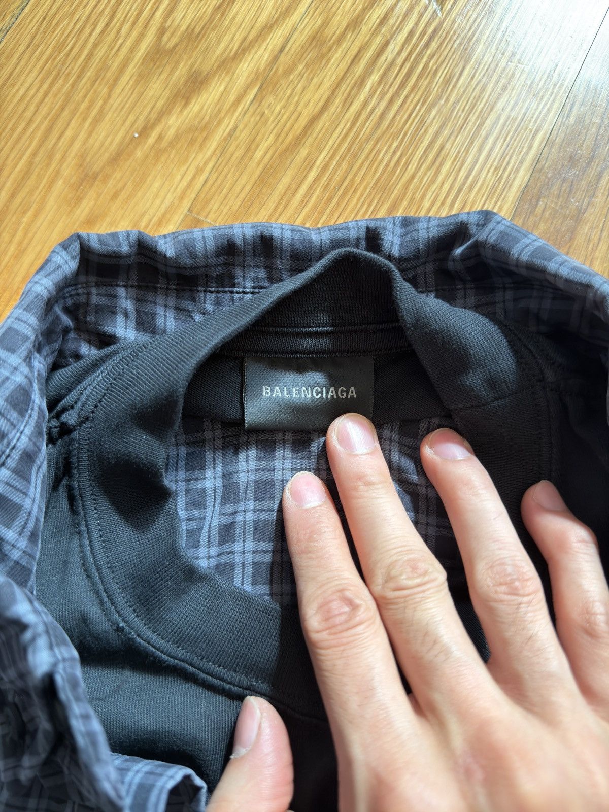 Balenciaga Balenciaga Trompe Loiel DENMA Button Up Size US XXS / EU 40 - 5 Thumbnail