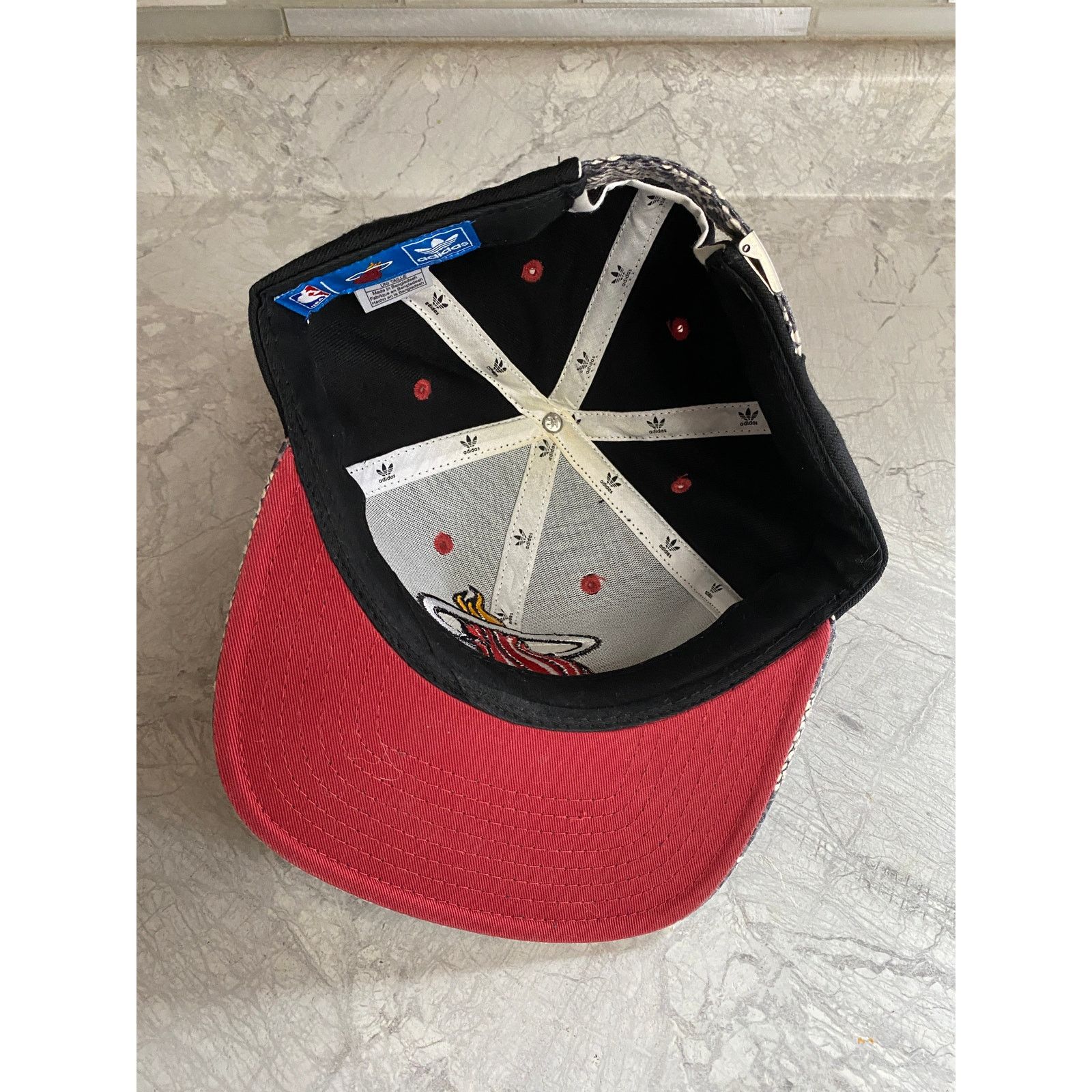 Adidas Miami Heat Adidas 100% Wool Snapback Hat Size ONE SIZE - 5 Thumbnail