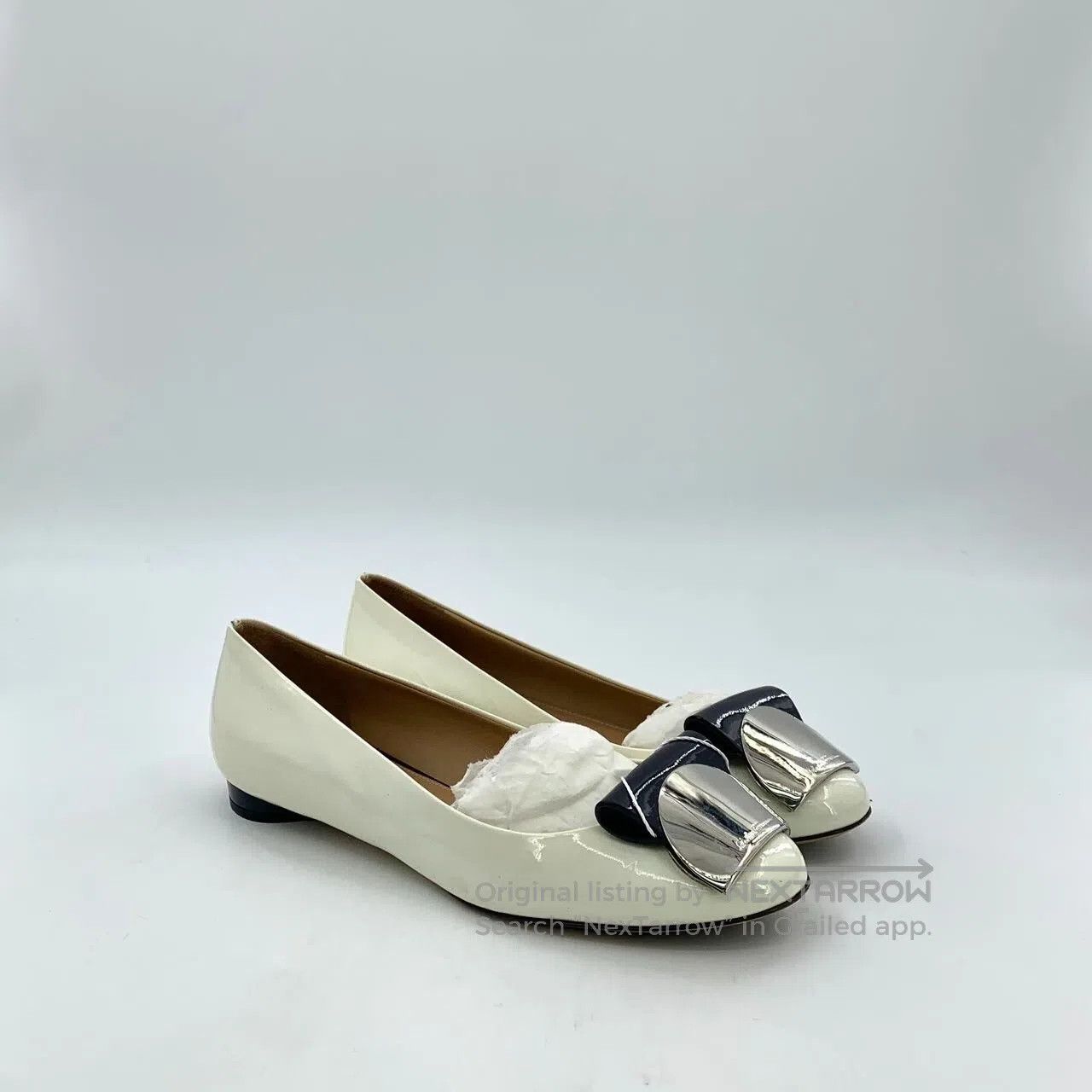 Salvatore Ferragamo Salvatore Ferragamo Off-white metal buckle patent leather Size US 6.5 / IT 36.5 - 2 Thumbnail