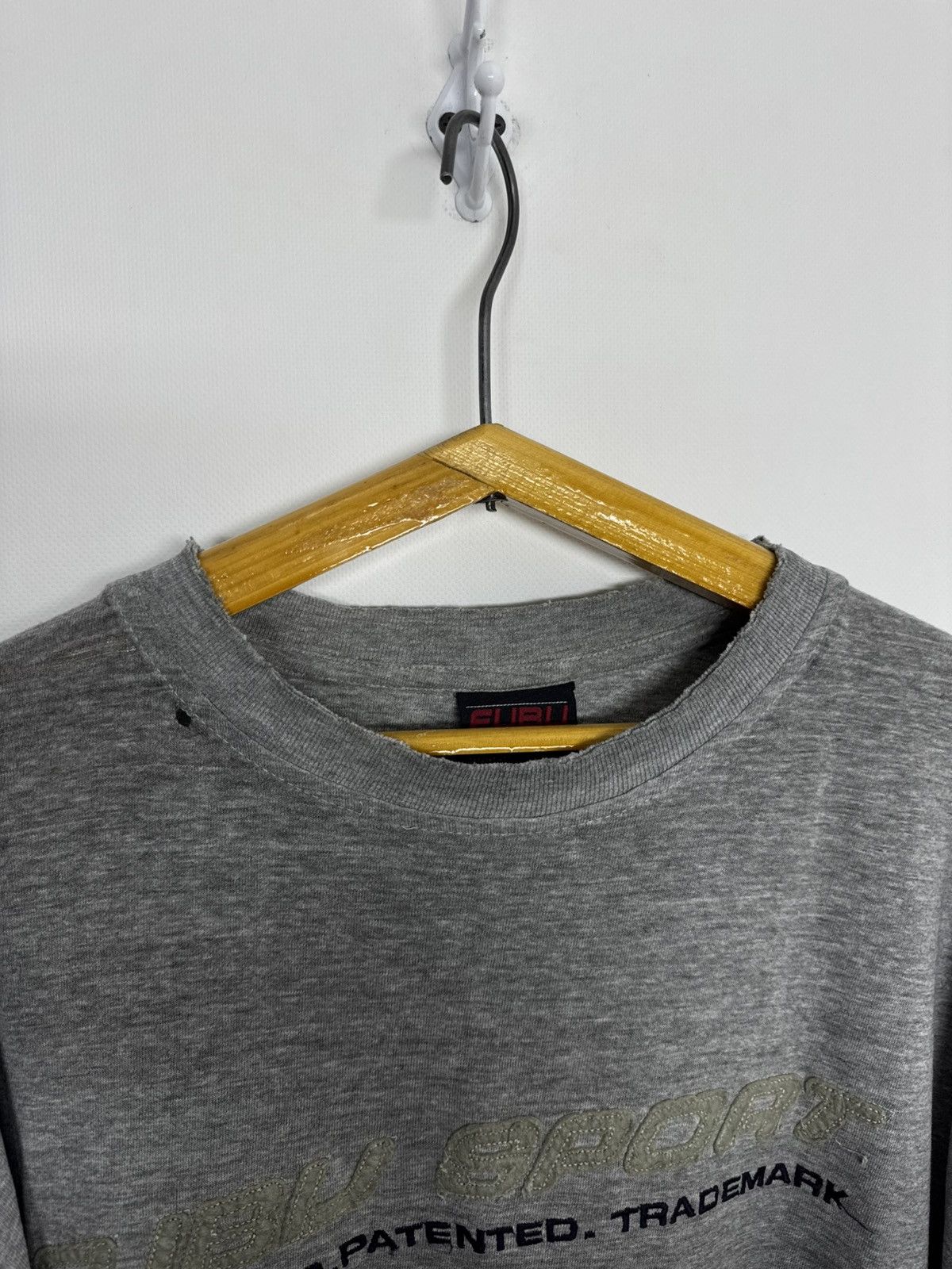 Fubu Vintage Y2k Fubu Big Logo T-Shirt 90’s Size US L / EU 52-54 / 3 - 8 Thumbnail