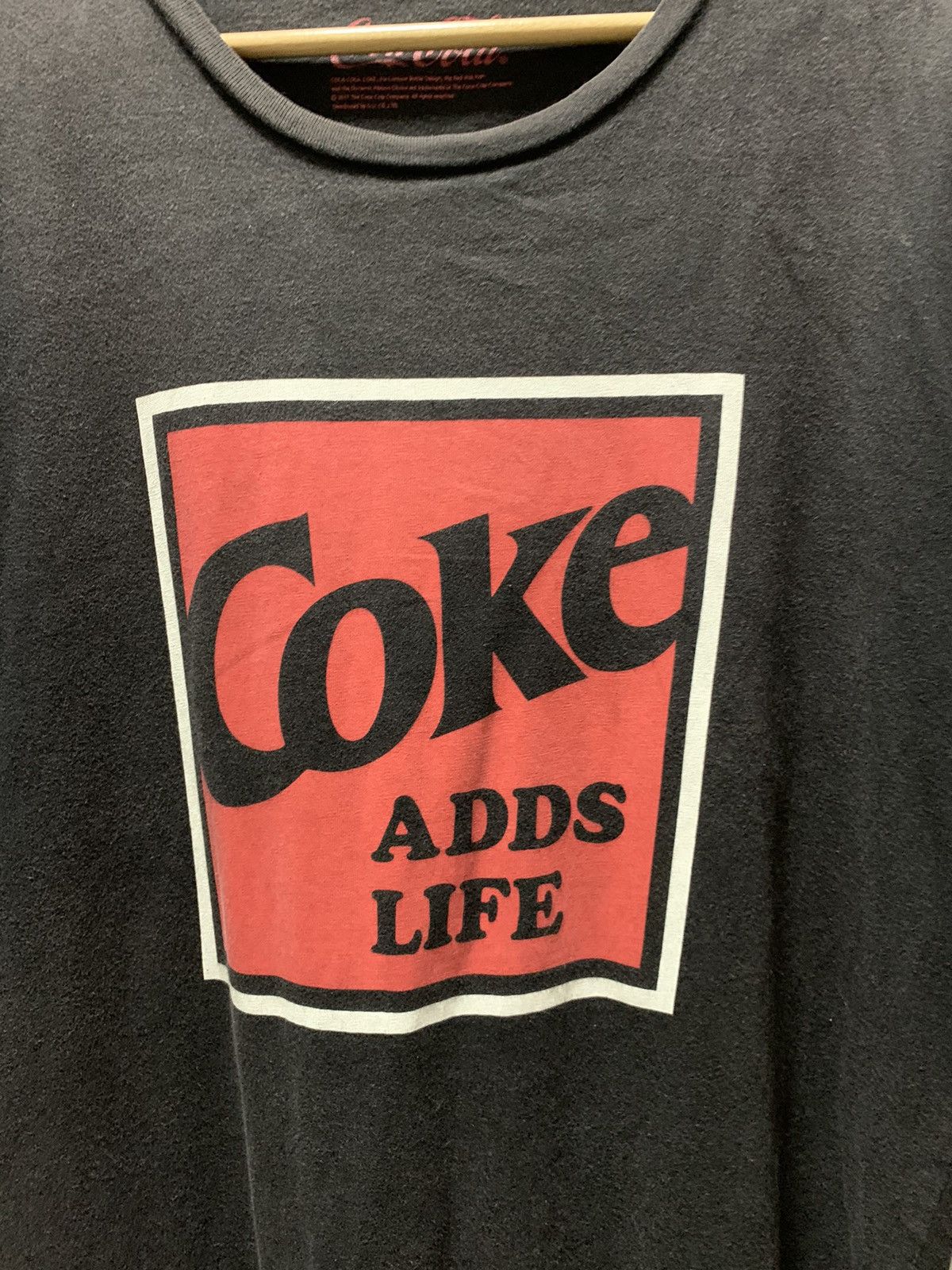 GU Y2K GU X Coke Xlarge Tshirt Size US XL / EU 56 / 4 - 2 Thumbnail
