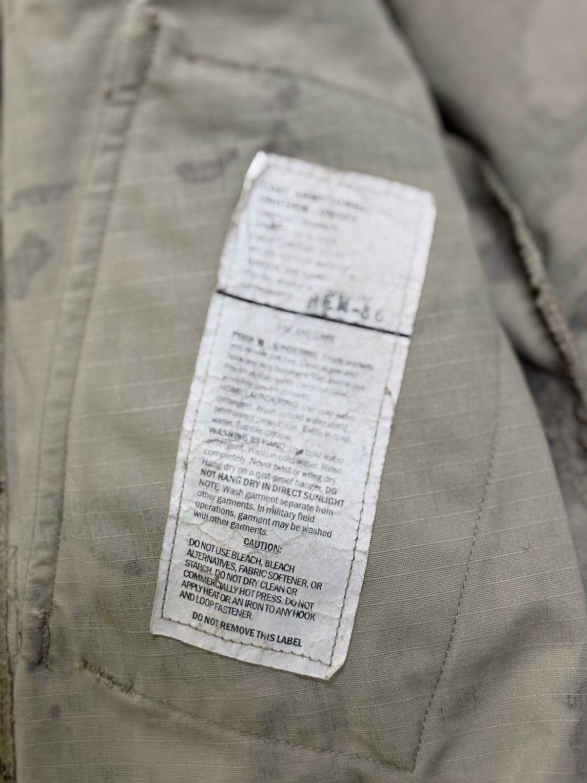 Vintage Vintage Camo Military Jacket Size US M / EU 48-50 / 2 - 8 Thumbnail