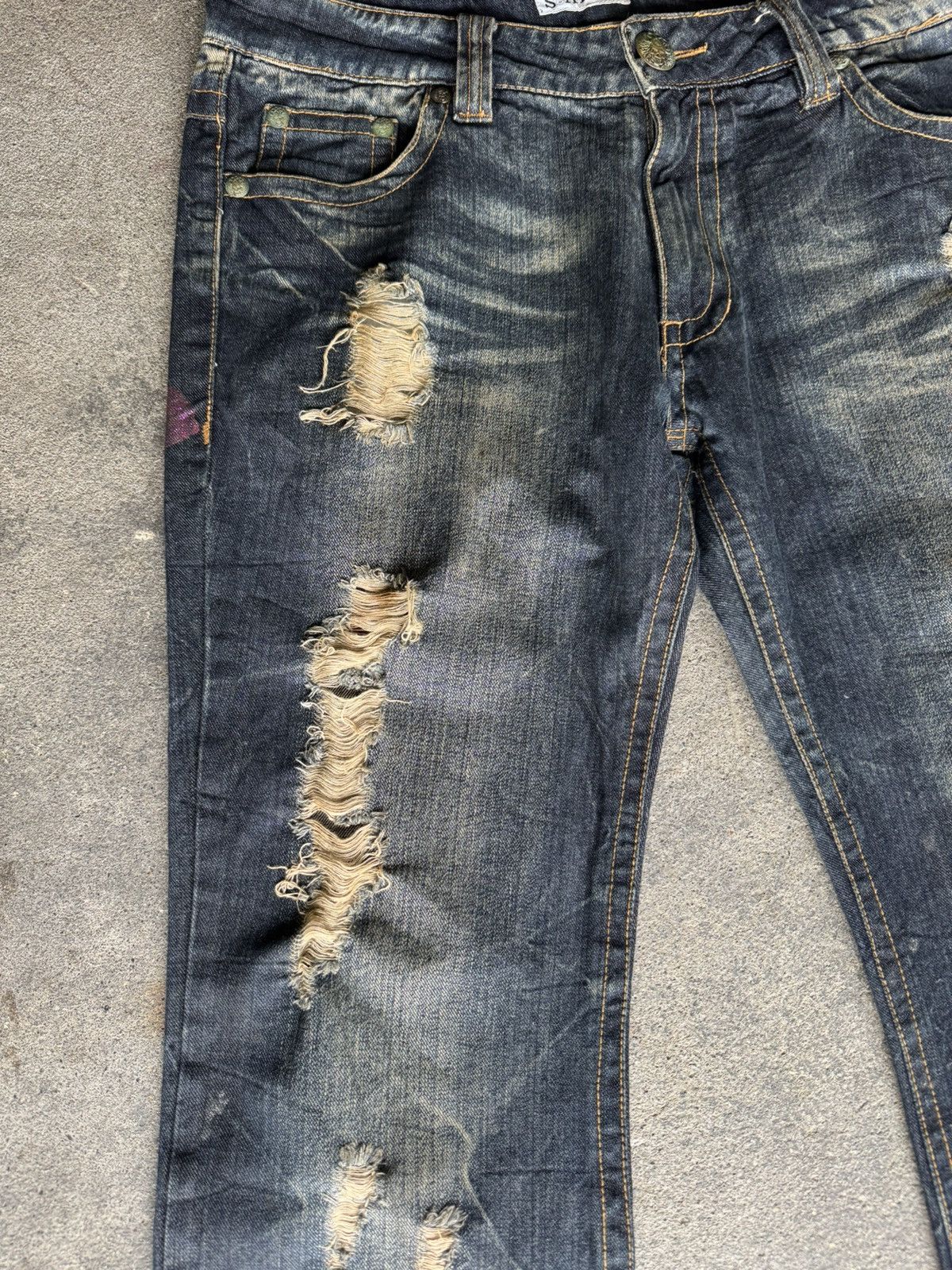 Japanese Brand Japanese Archive Distressed Flare Denim – 00s Vintage Wash Size US 32 / EU 48 - 2 Thumbnail
