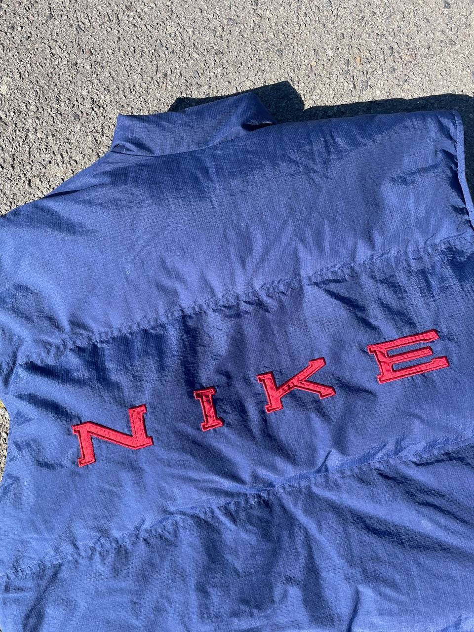Nike Men's Vintage 90s Nike Puffer Reversible Down Vest, Blue/Red Size US XL / EU 56 / 4 - 5 Thumbnail