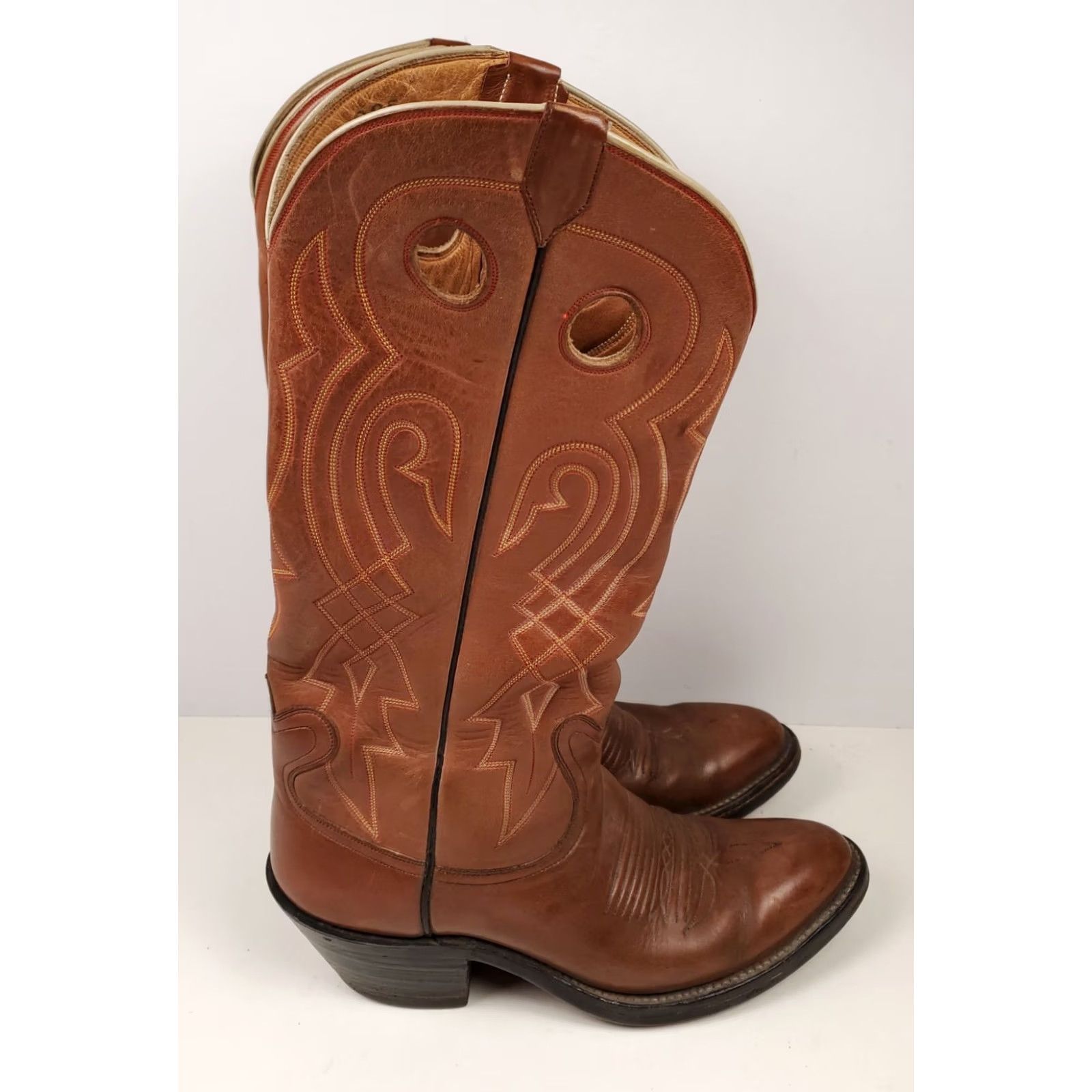 Vintage Wilson's Hand Made Cowboy Boots Buckaroo Brown Mens 8.5 B Boots Leather Brown Western Cowboy Mens 8.5 B Size US 9 / EU 42 - 6 Thumbnail