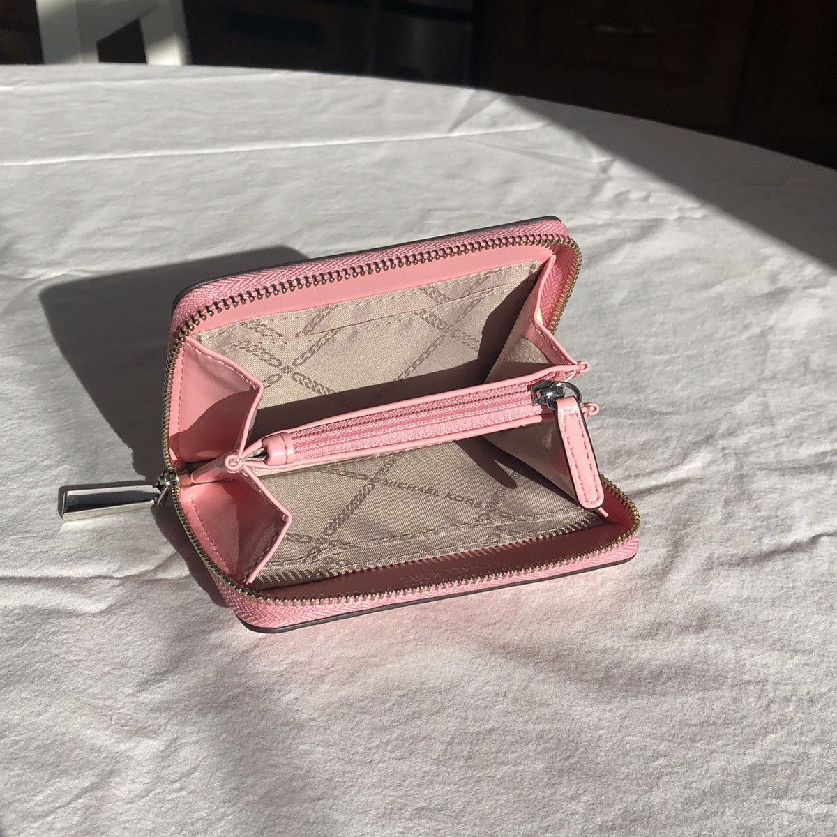 Michael Kors Michael Kors Pink Wallet Size ONE SIZE - 3 Thumbnail