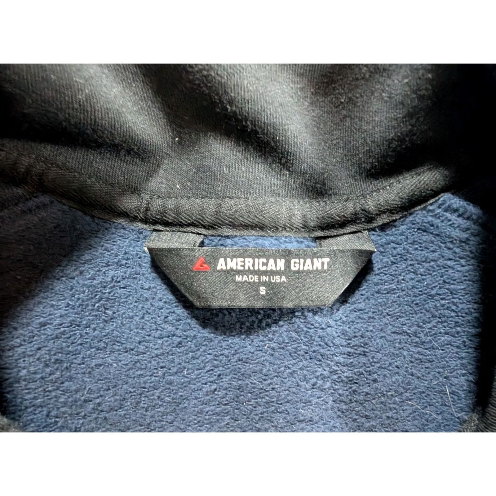 Vintage American Giant Sweatshirt Mens Small Heavy Full Zip USA Made Cotton Blue Embroidered Logo Zipper Full Zip Pockets USA Theme 90s? Size US S / EU 44-46 / 1 - 3 Thumbnail