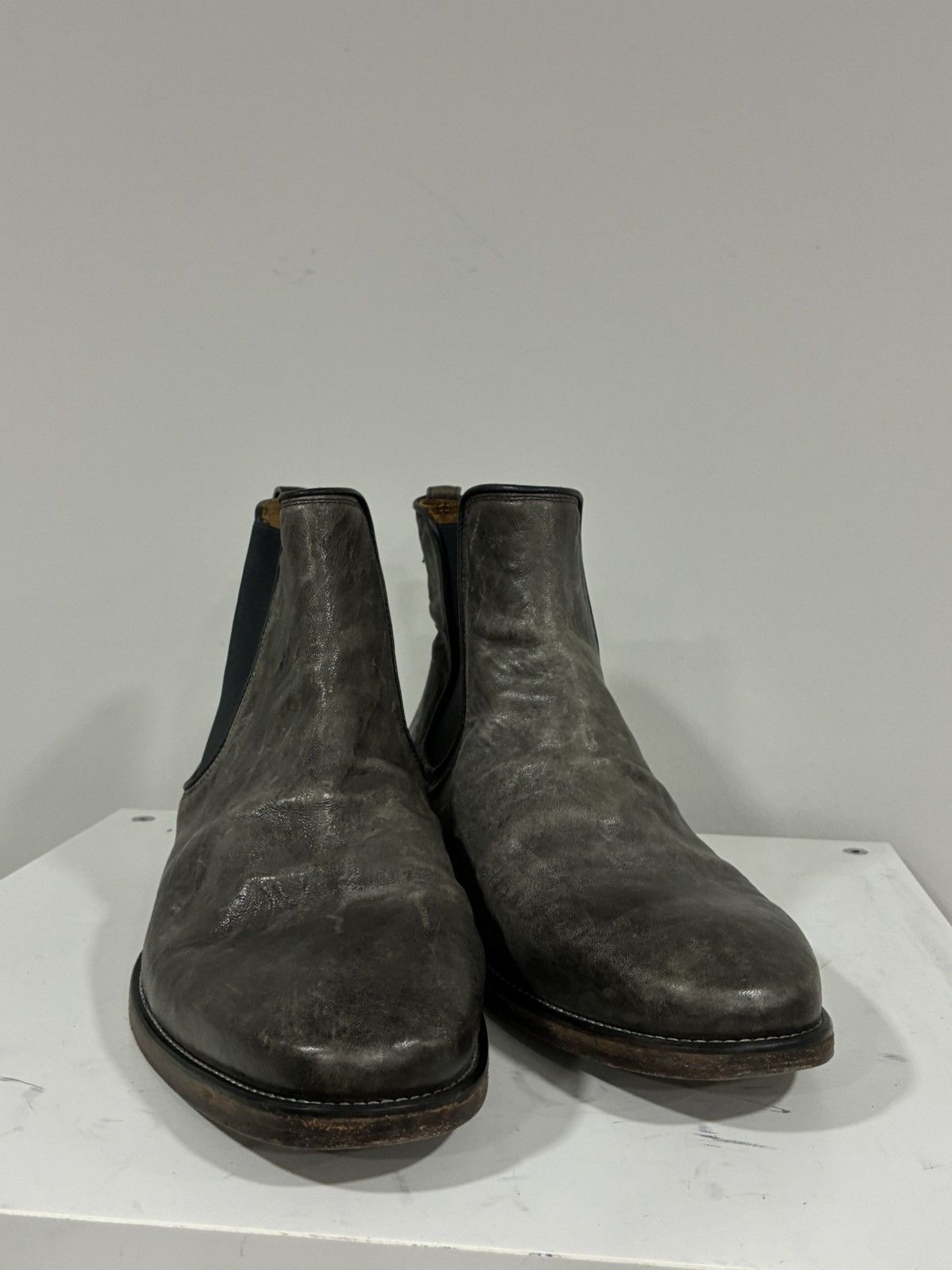 John Varvatos Fleetwood Leather Chelsea Boots 11 Size US 11 / EU 44 - 4 Thumbnail