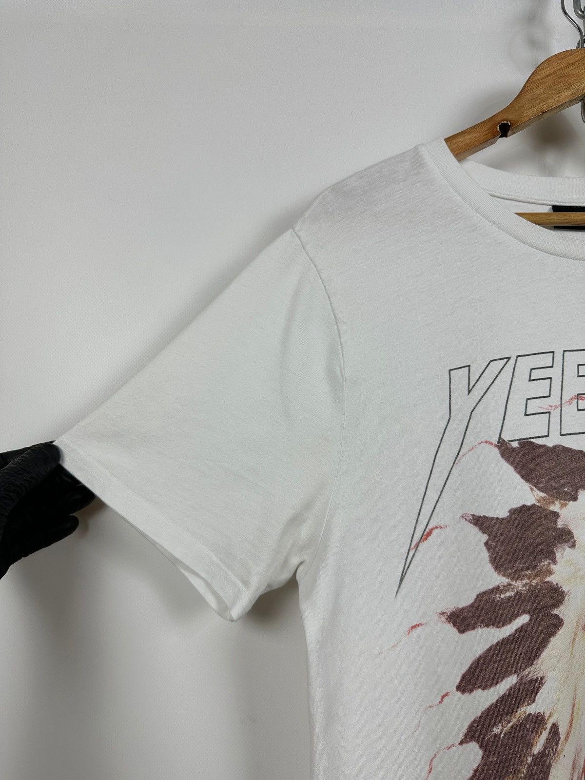 Band Tees 2013 Yeezus Kanye West Tour T-Shirt Size US L / EU 52-54 / 3 - 13 Thumbnail