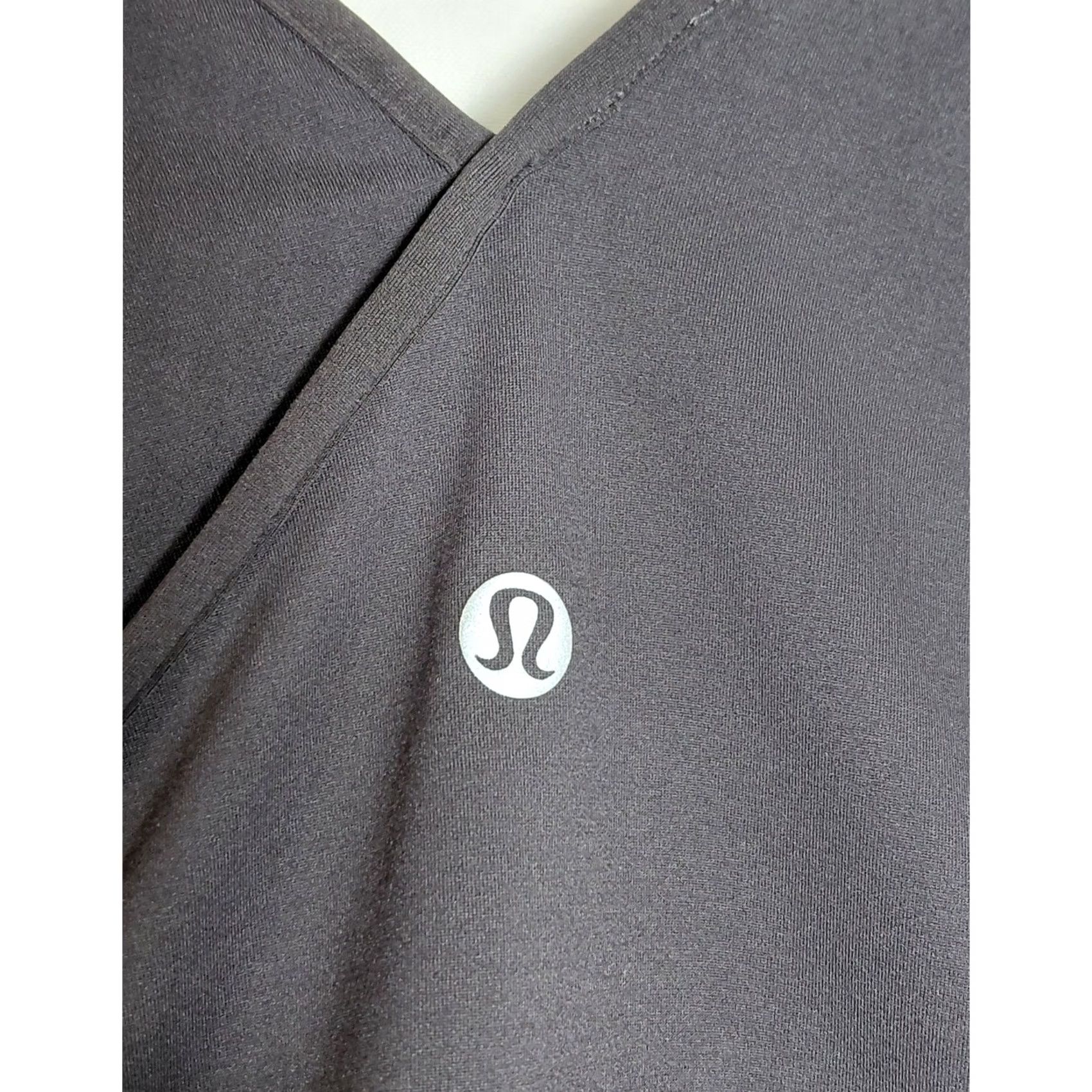 Lululemon Lululemon Tip Black Wrap Tank Top Sleeveless Women Size M / US 6-8 / IT 42-44 - 3 Thumbnail
