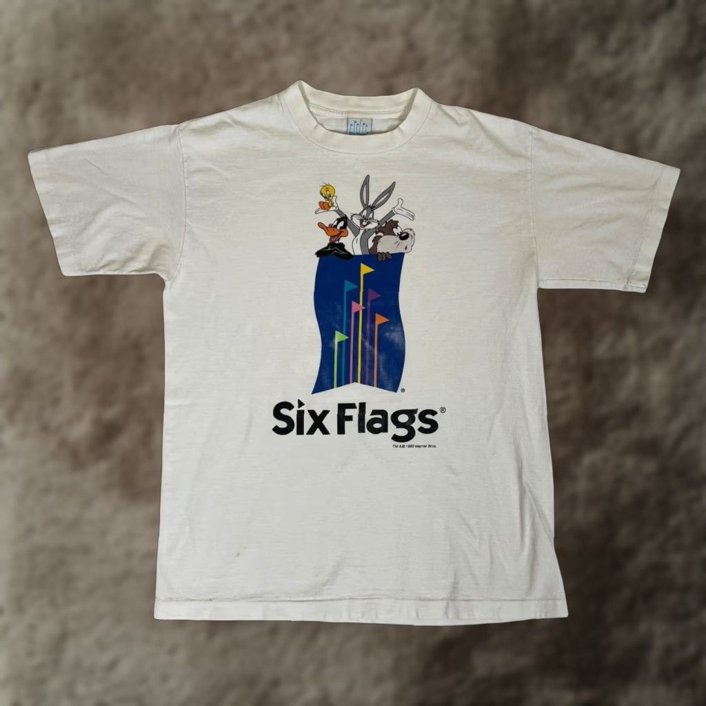 Vintage VINTAGE Six Flags Warner Bros T-Shirt L Men White Cotton 90s USA Bugs Bunny Tweety Cartoon" Size US L / EU 52-54 / 3 - 1 Thumbnail