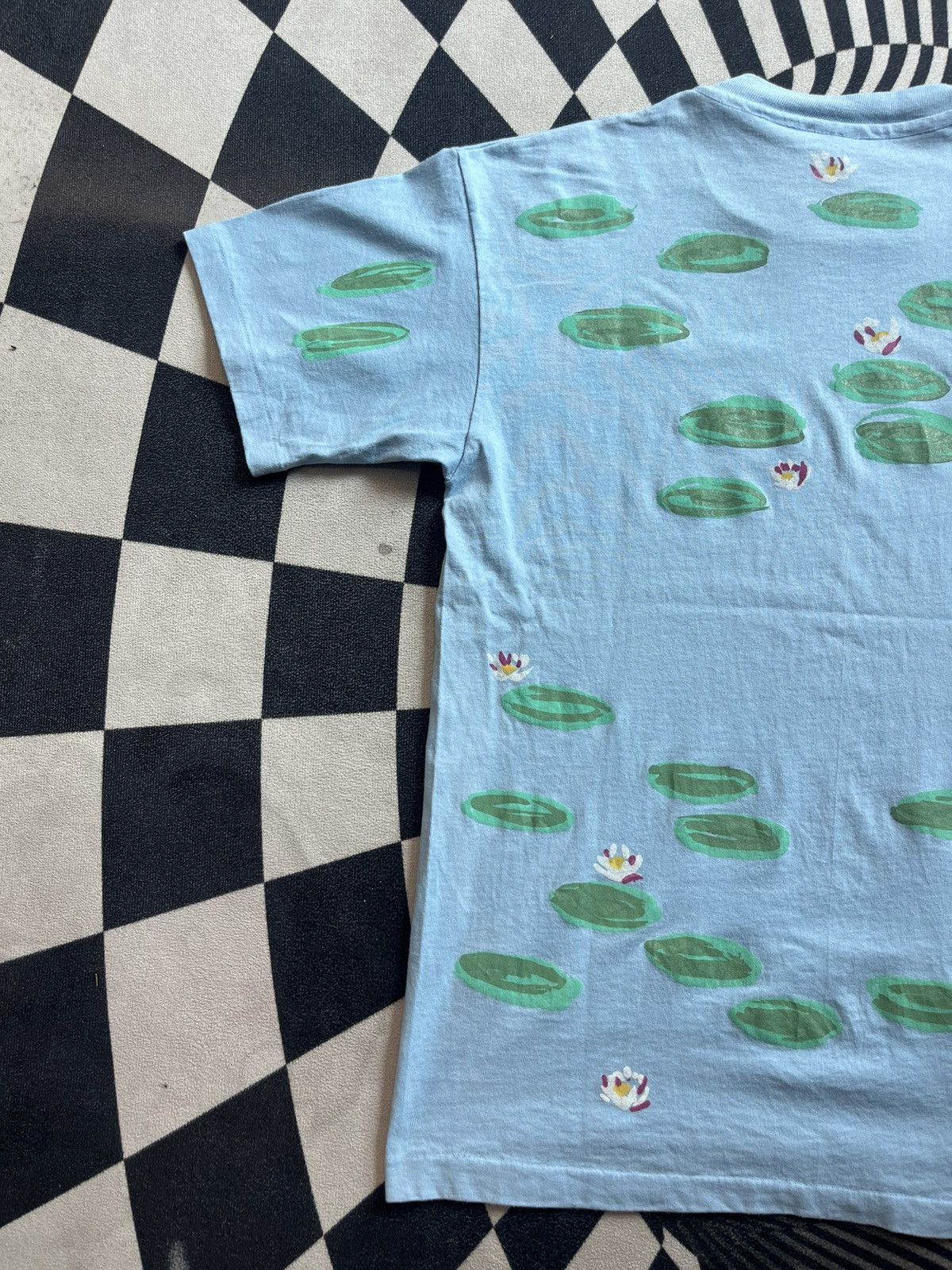 Arts & Science Vintage Water Lilies (aop) 90’s by Claude Monet Tshirt Size US L / EU 52-54 / 3 - 11 Thumbnail
