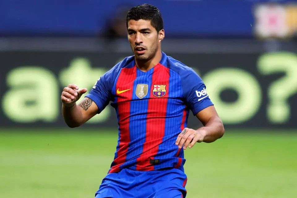Nike BARCELONA 2016 2017 HOME SUAREZ FOOTBALL SHIRT SOCCER JERSEY Size US XL / EU 56 / 4 - 14 Thumbnail