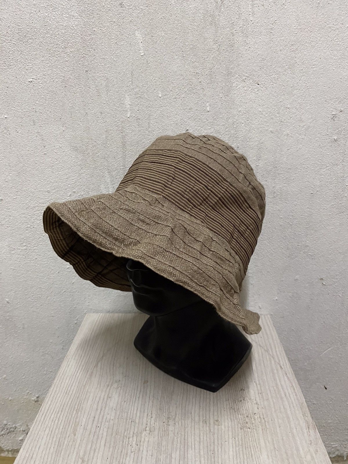 Japanese Brand Rare National Trust Design Bucket Hat Size ONE SIZE - 3 Thumbnail